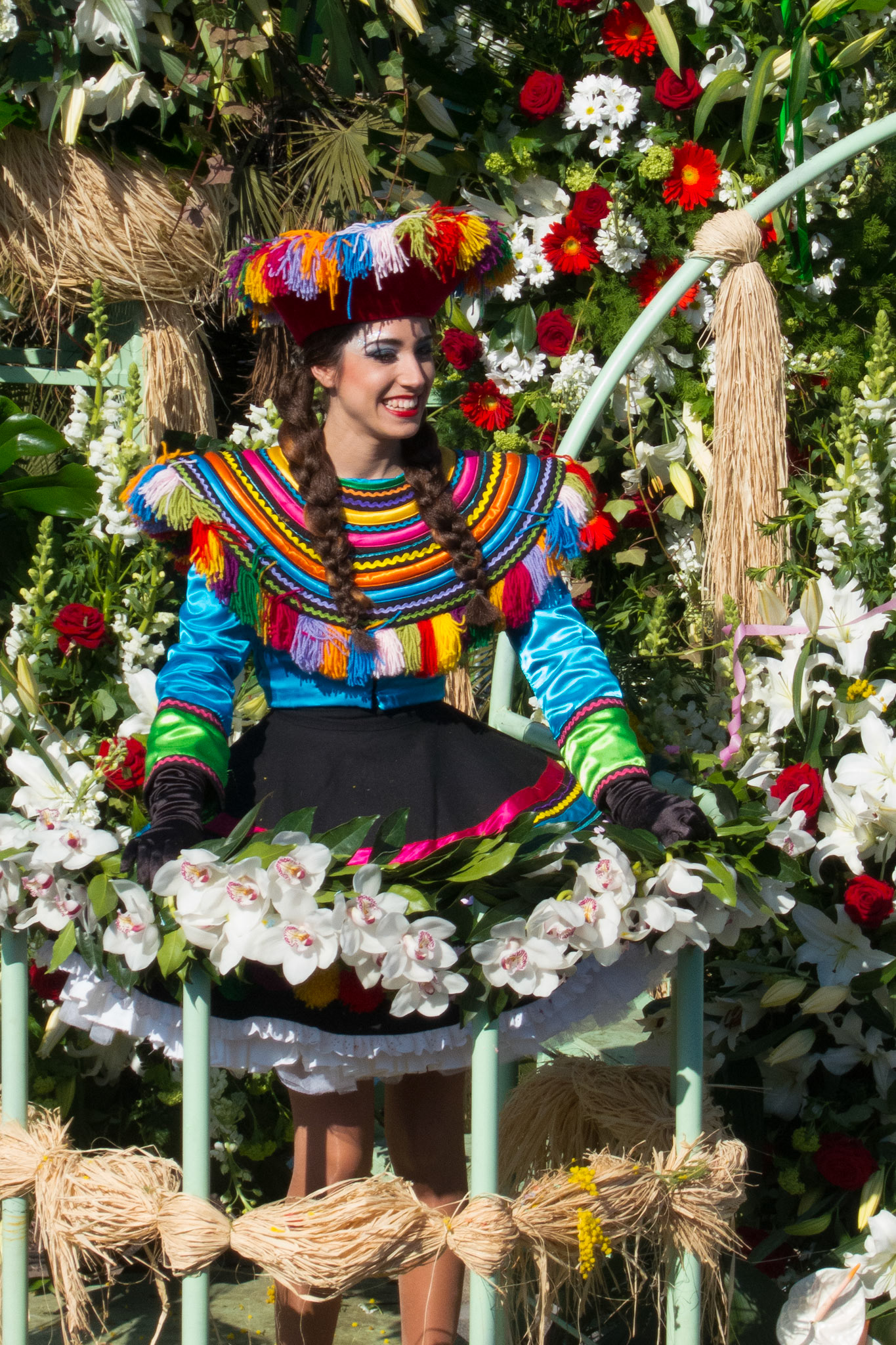 Costumes and flowers - Carnival of Nice