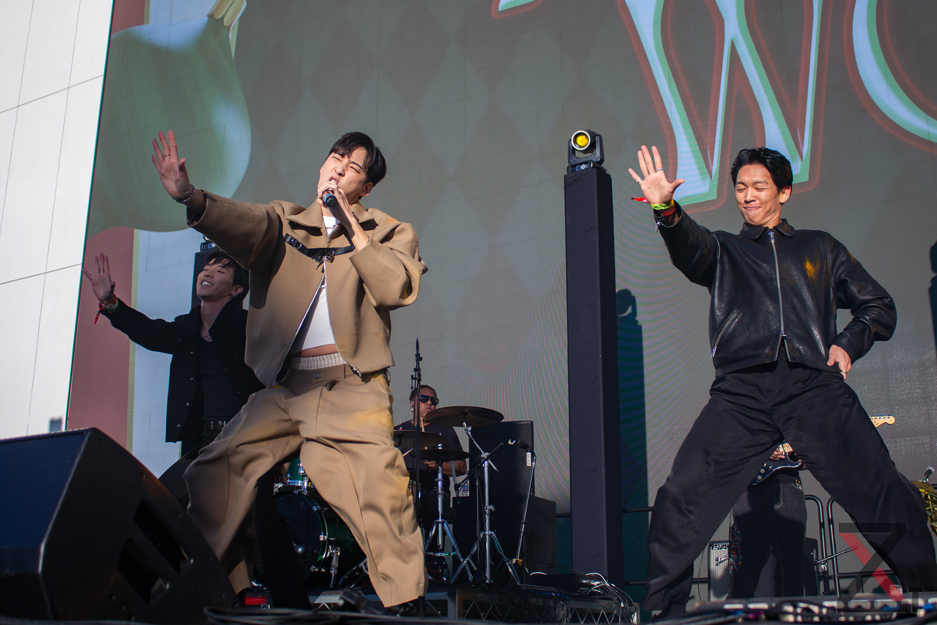 Kevin Woo (Jingle Ball Village) | 2025