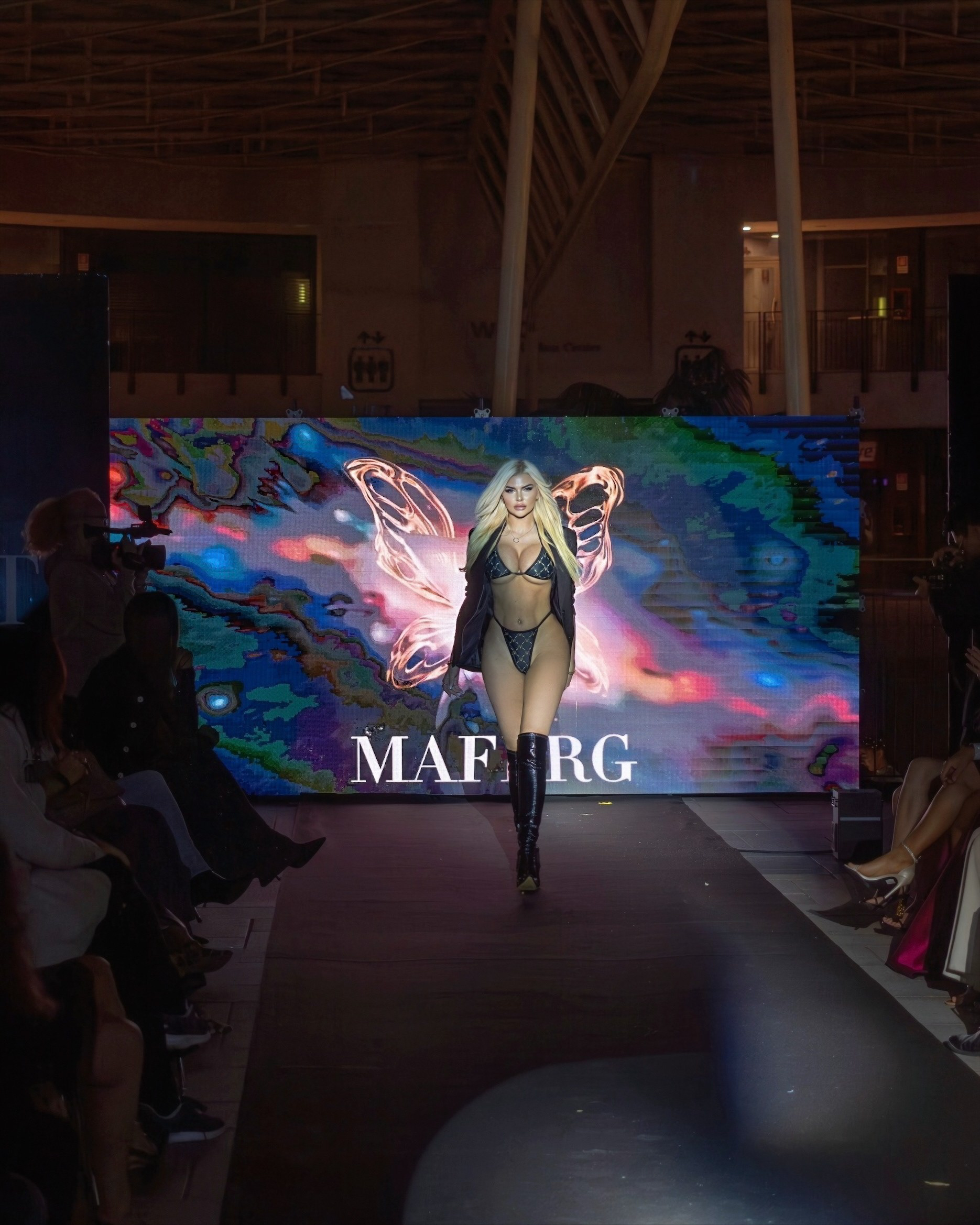 Montse Roura Maferg swimsuite