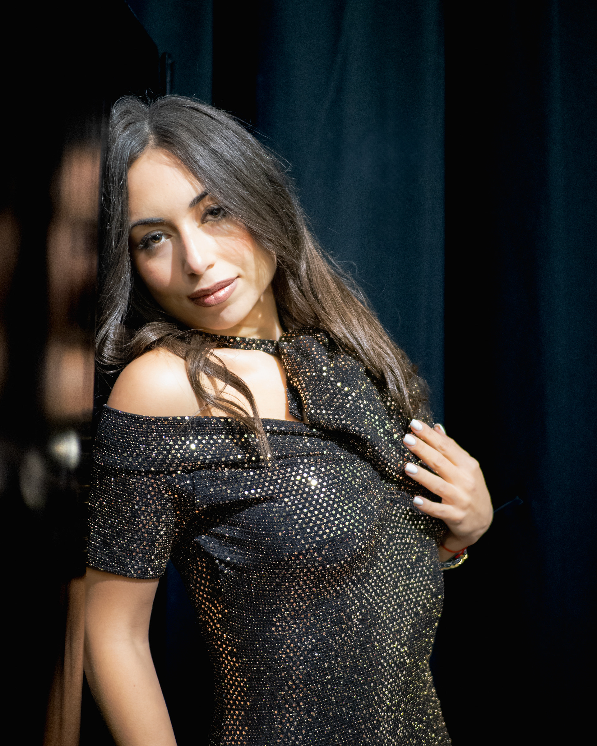 Madina Ism  modeling