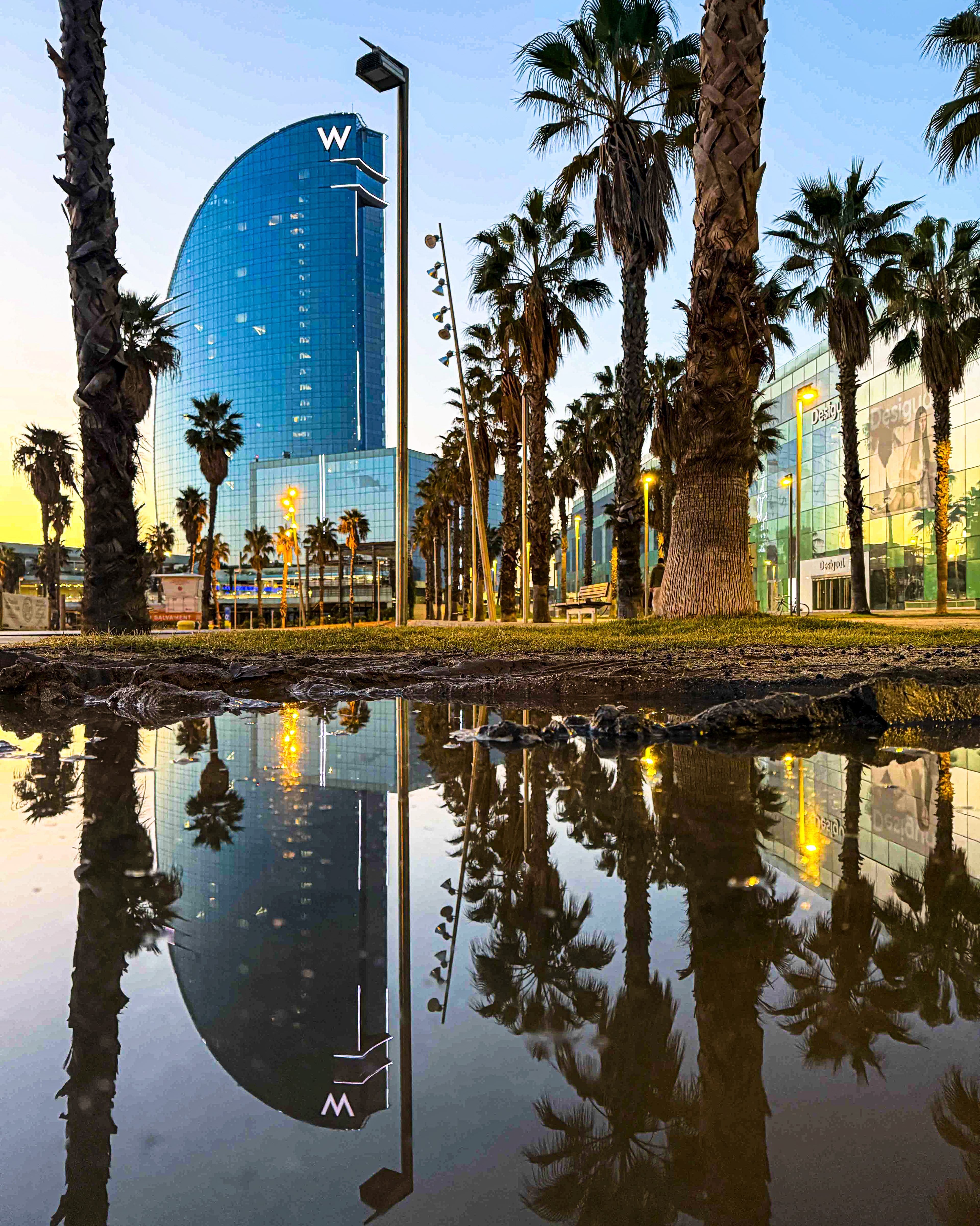 Reflection W hotel - Ph Ernest Siles