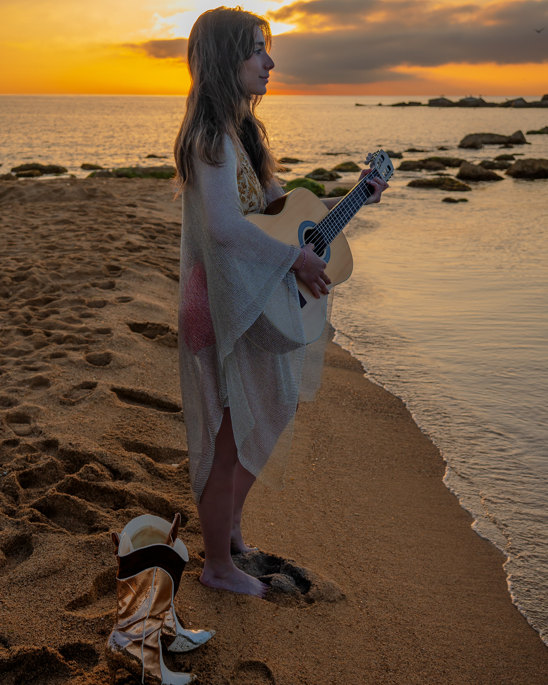 Spanish Singer-songwriter ARUAL in Barceloneta beach