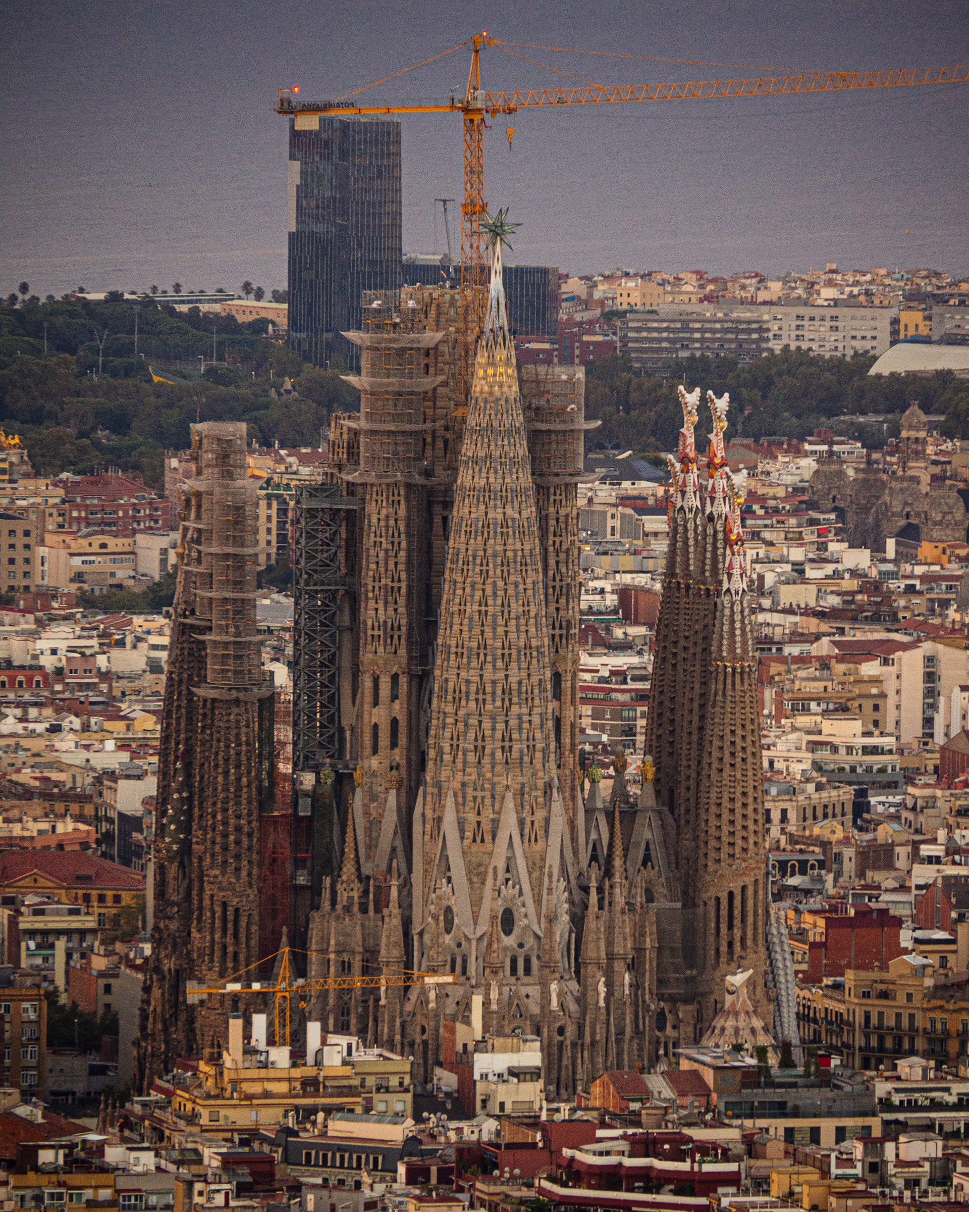 Sagrada familia barcelona by Ernest Siles