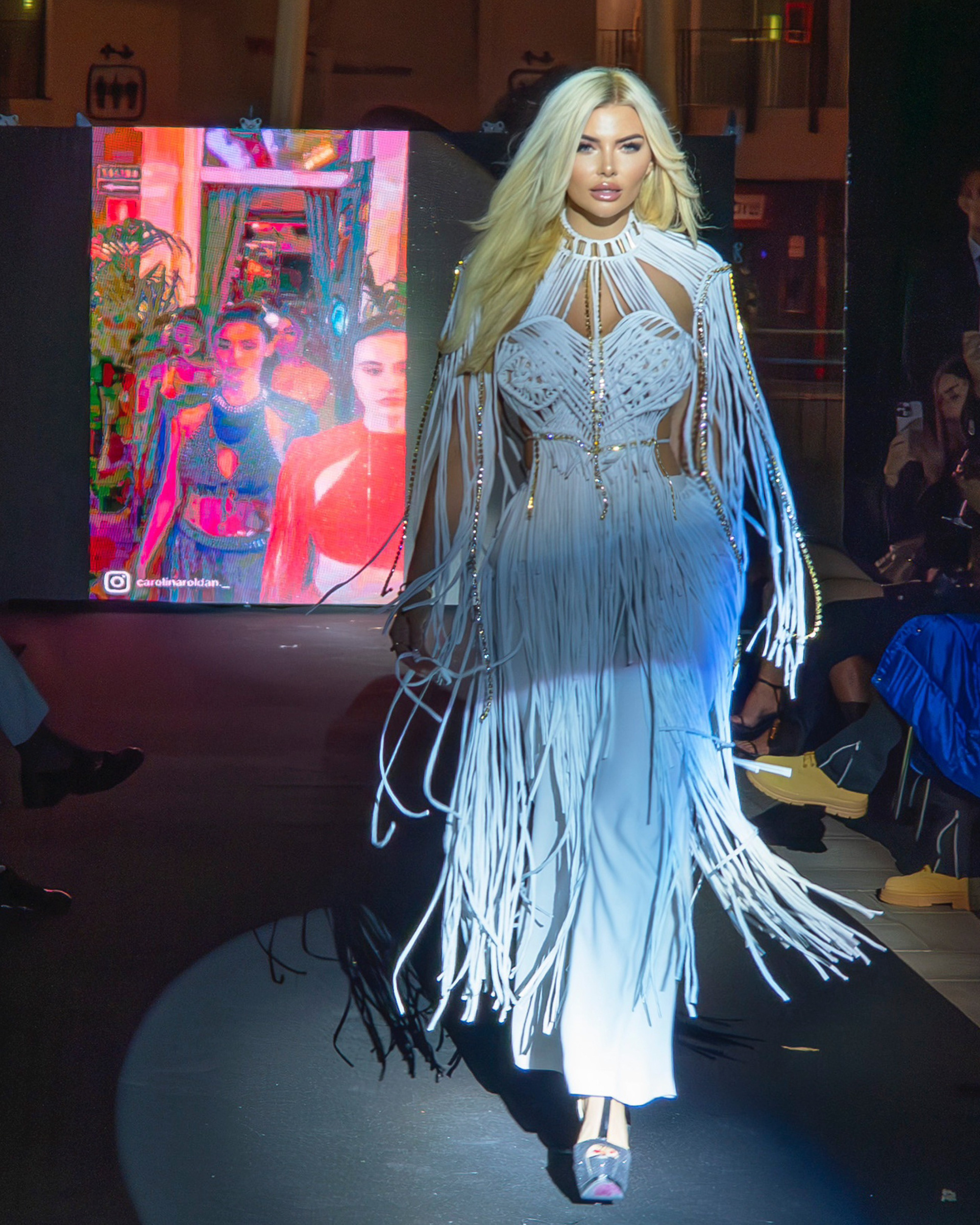 Montse Roura by photographer Ernest Siles