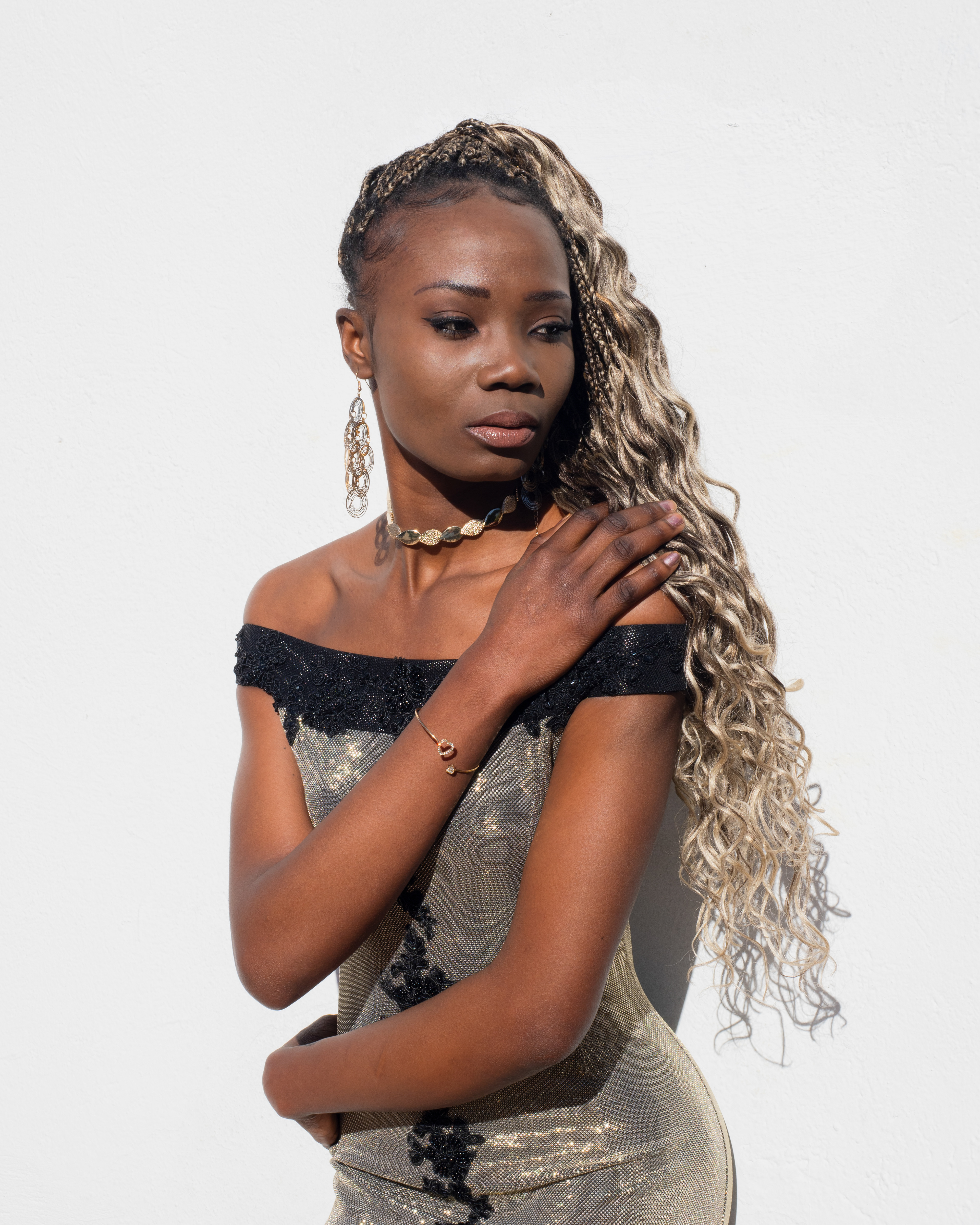 Nina Salvador modeling