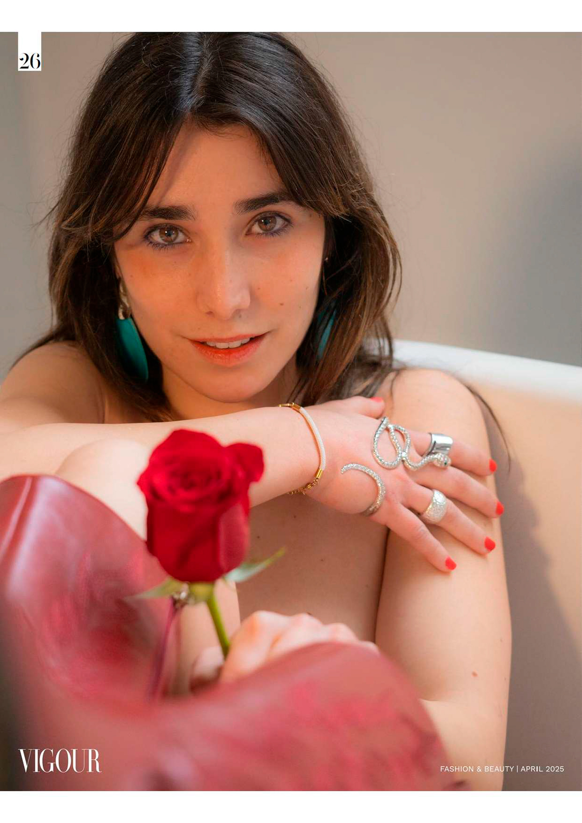 Model and singer-songwriter Arual by barcelona Photographer Ernest Siles
