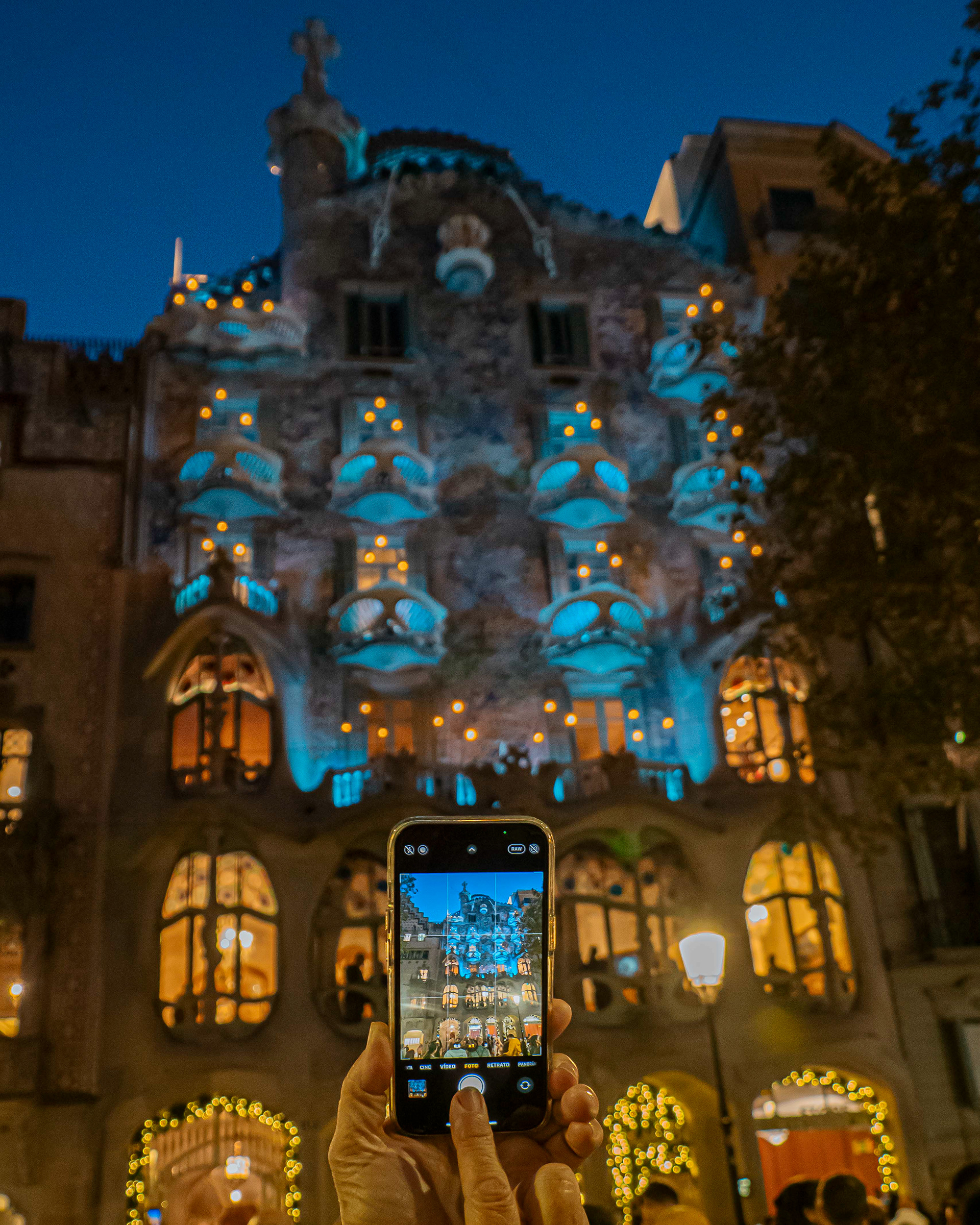 Casa batllo - gaudi - barcelona - mapping