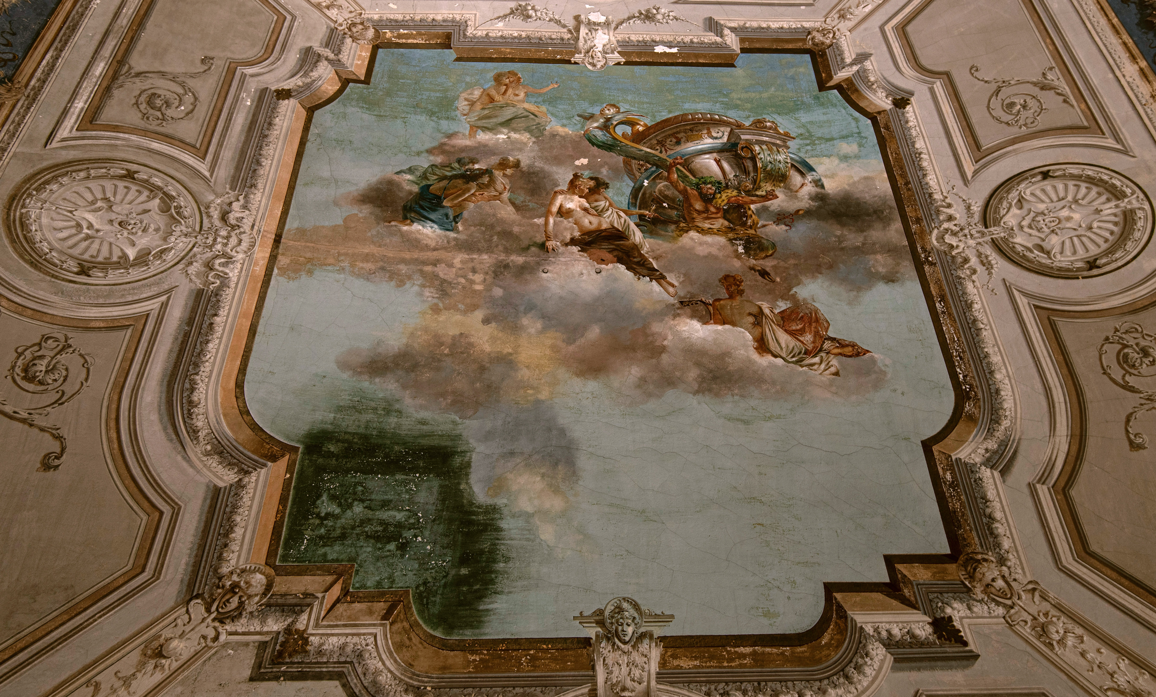 Palace désaffecté (TI)