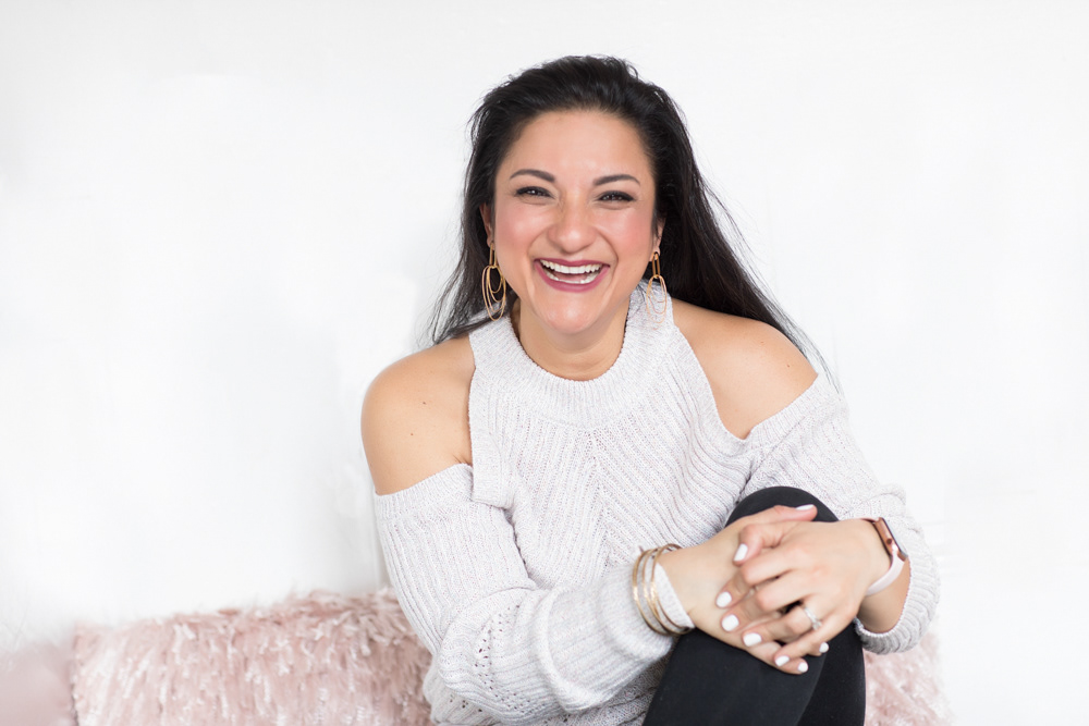 Branding : Client Makeup by Karina