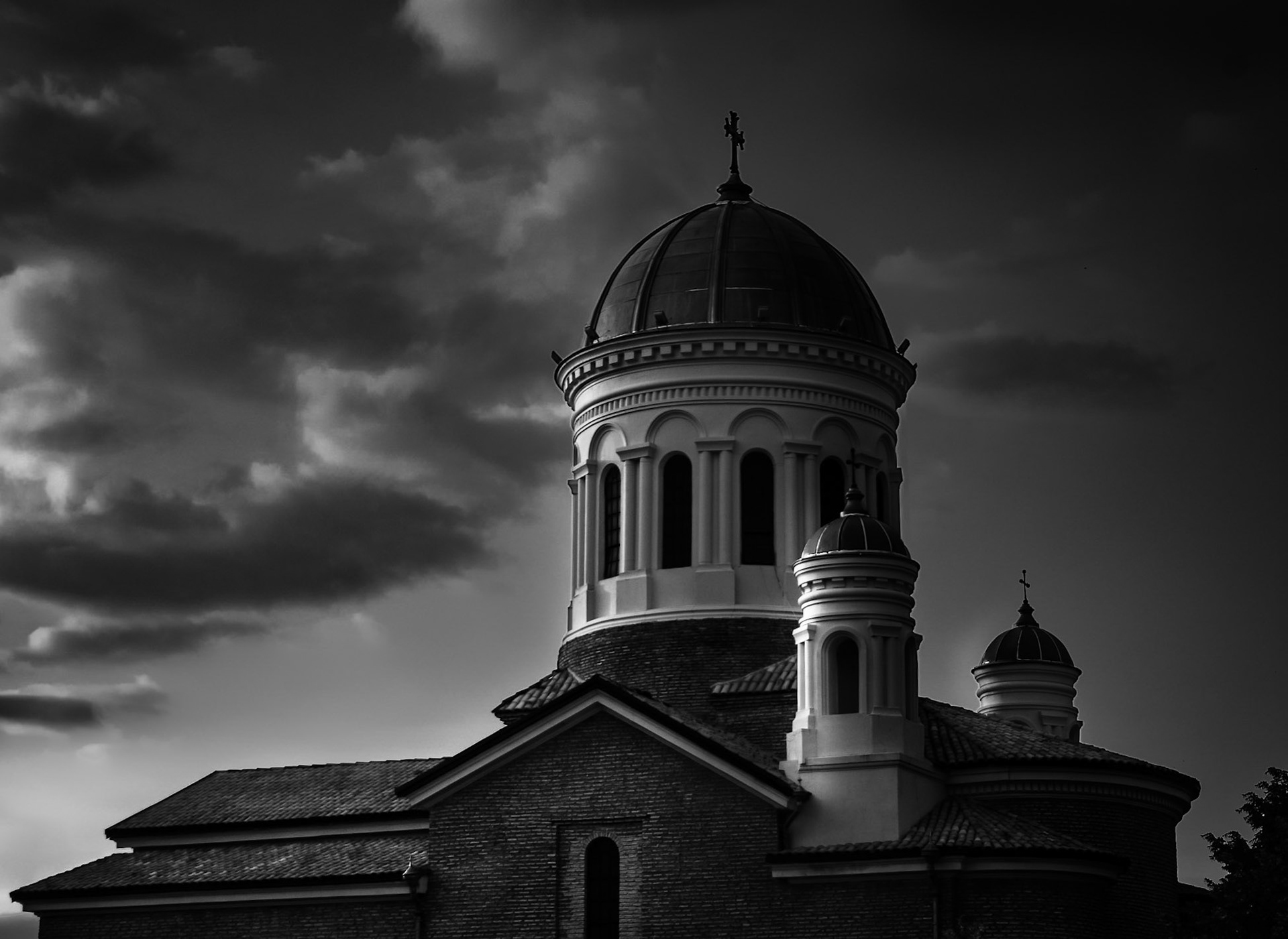 Georgian Church, Published in the 2023 Volume 26 of the University of Connecticut Long River Review. Summer 2021.