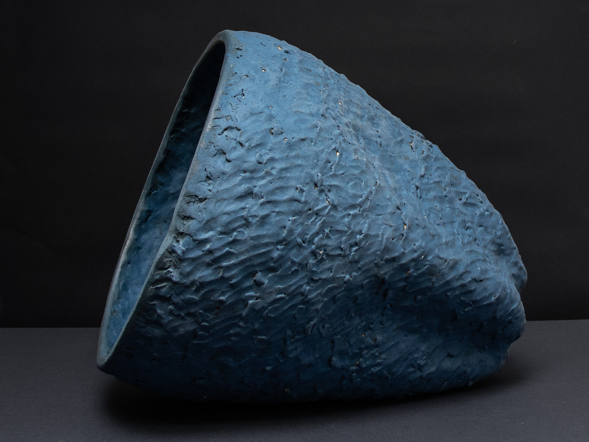 size: h 33 cm x Ø 27 cm