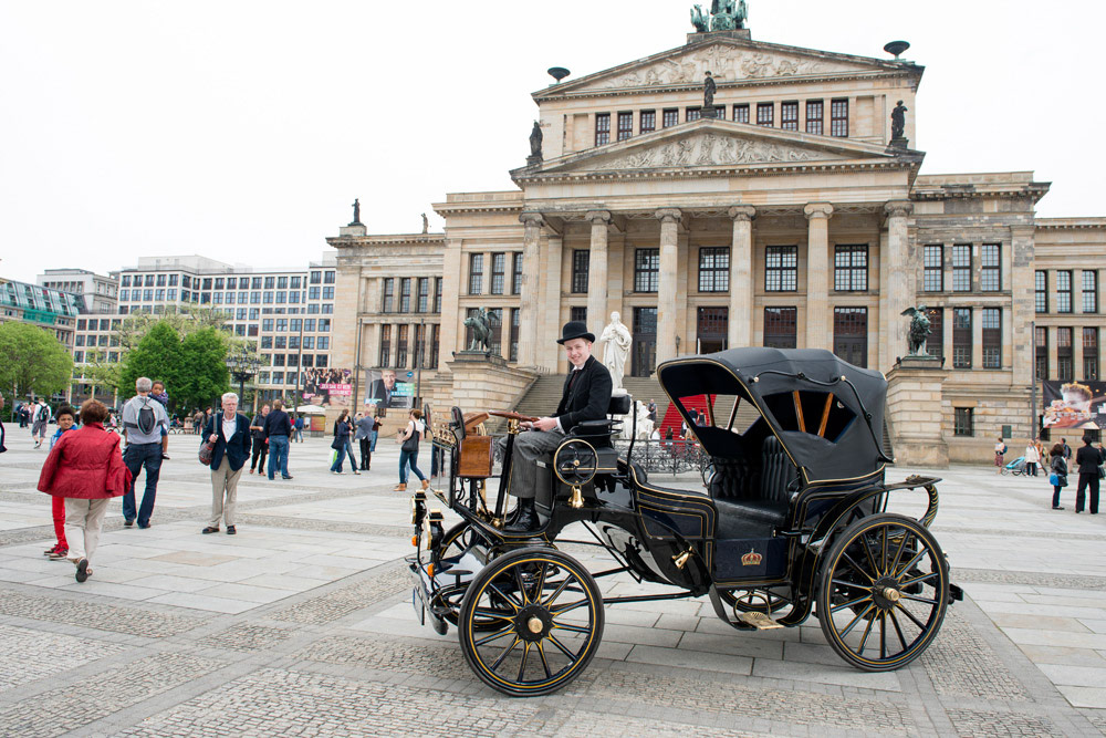 Copyright Stefan Schaal