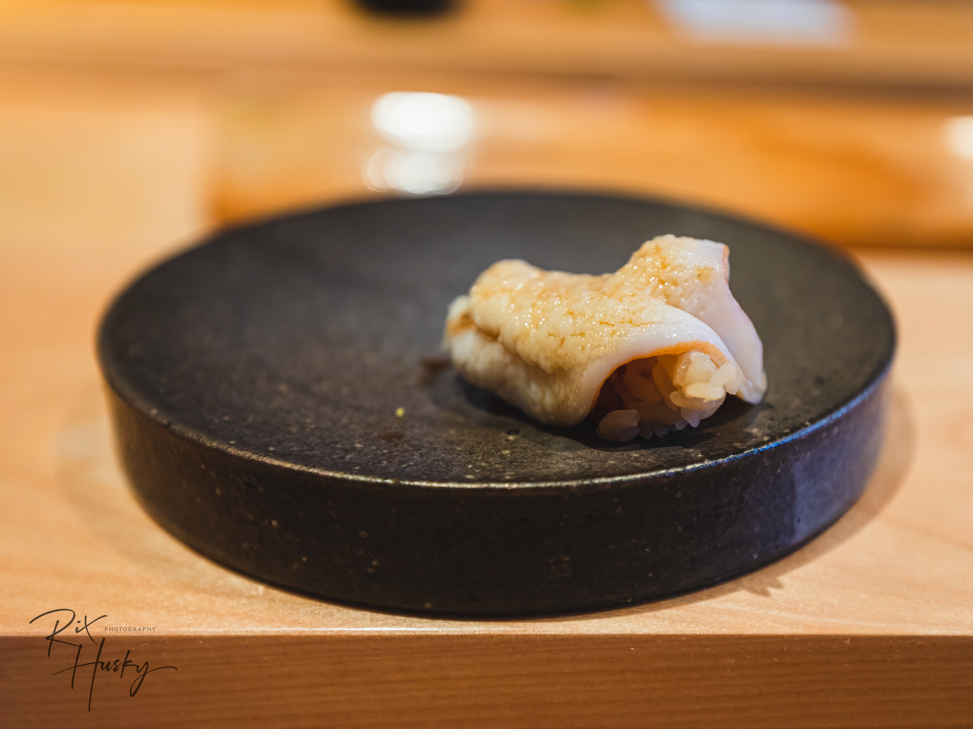 Live Ishigakigai Clam Nigiri (Only available for 1 month)