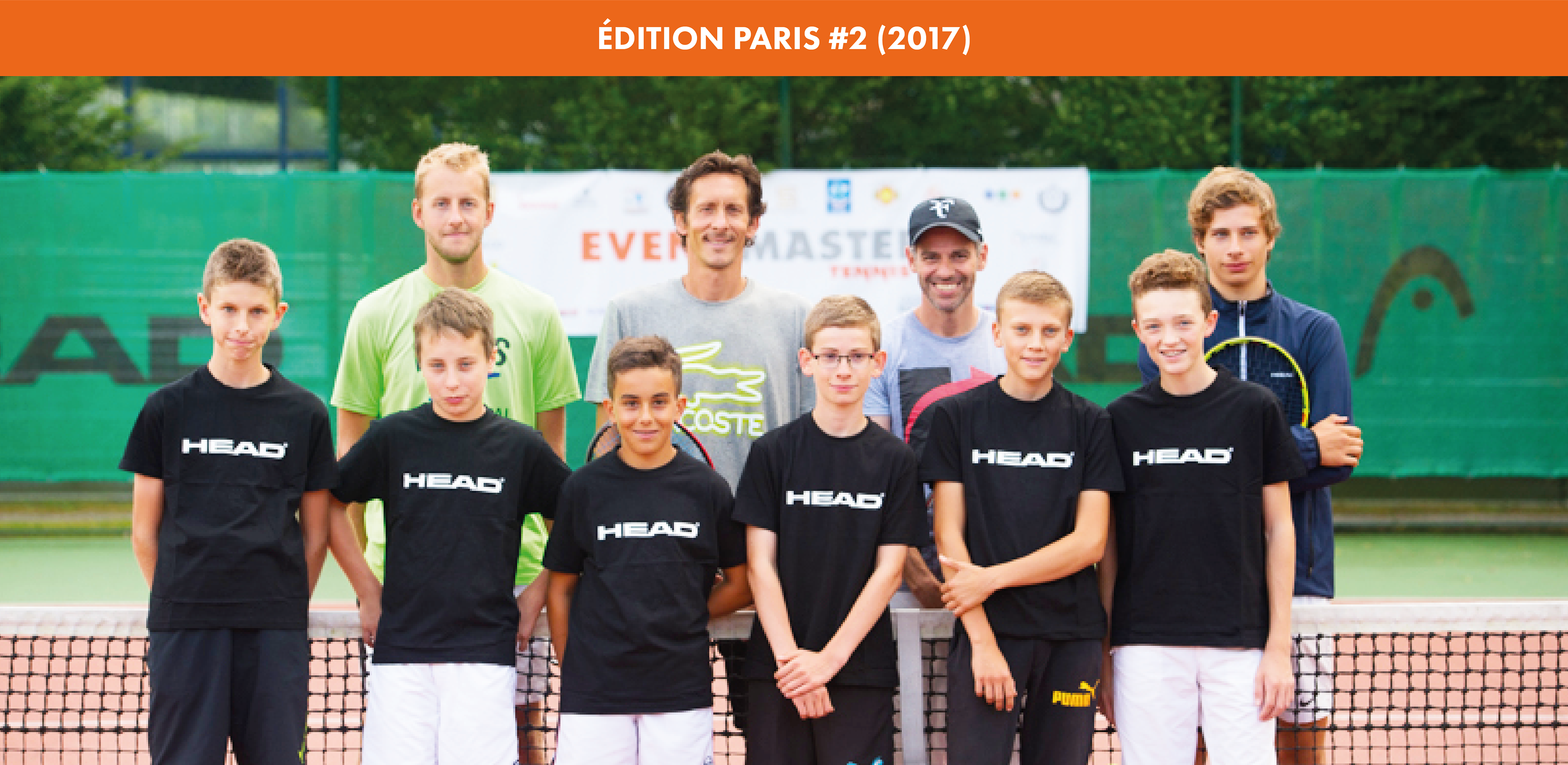 Photo avec les jeunes ramasseurs de tennis et Maxime Boyé lors de l'édition Paris #2 au Club de Mennecy en 2017