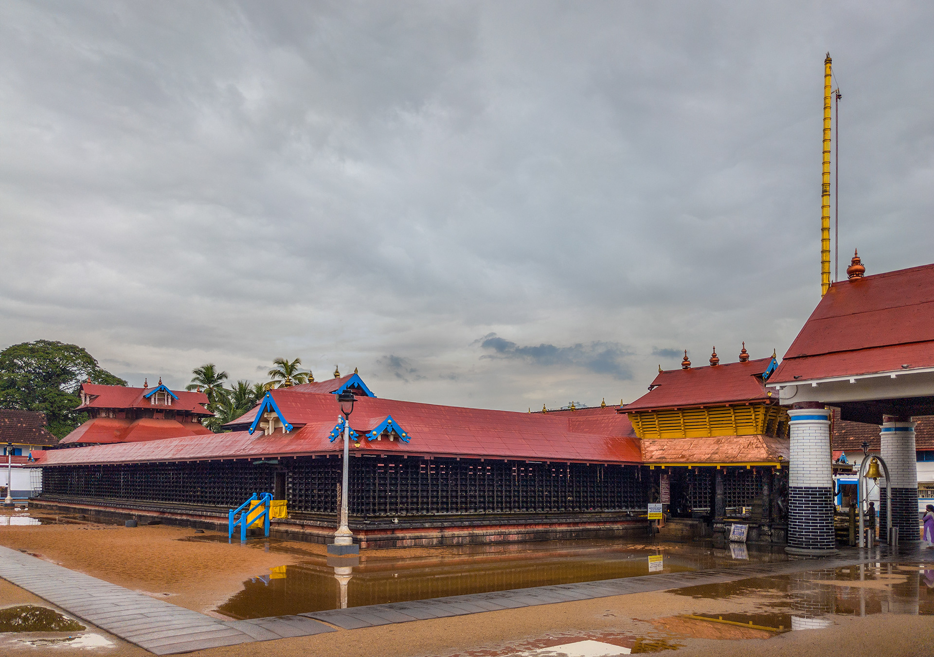 Shree Poornathrayeesa Temple Complex
