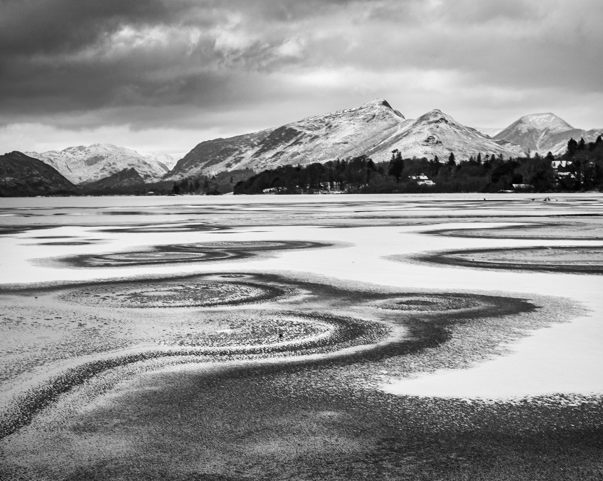 Icy patterns on Derwent Water
