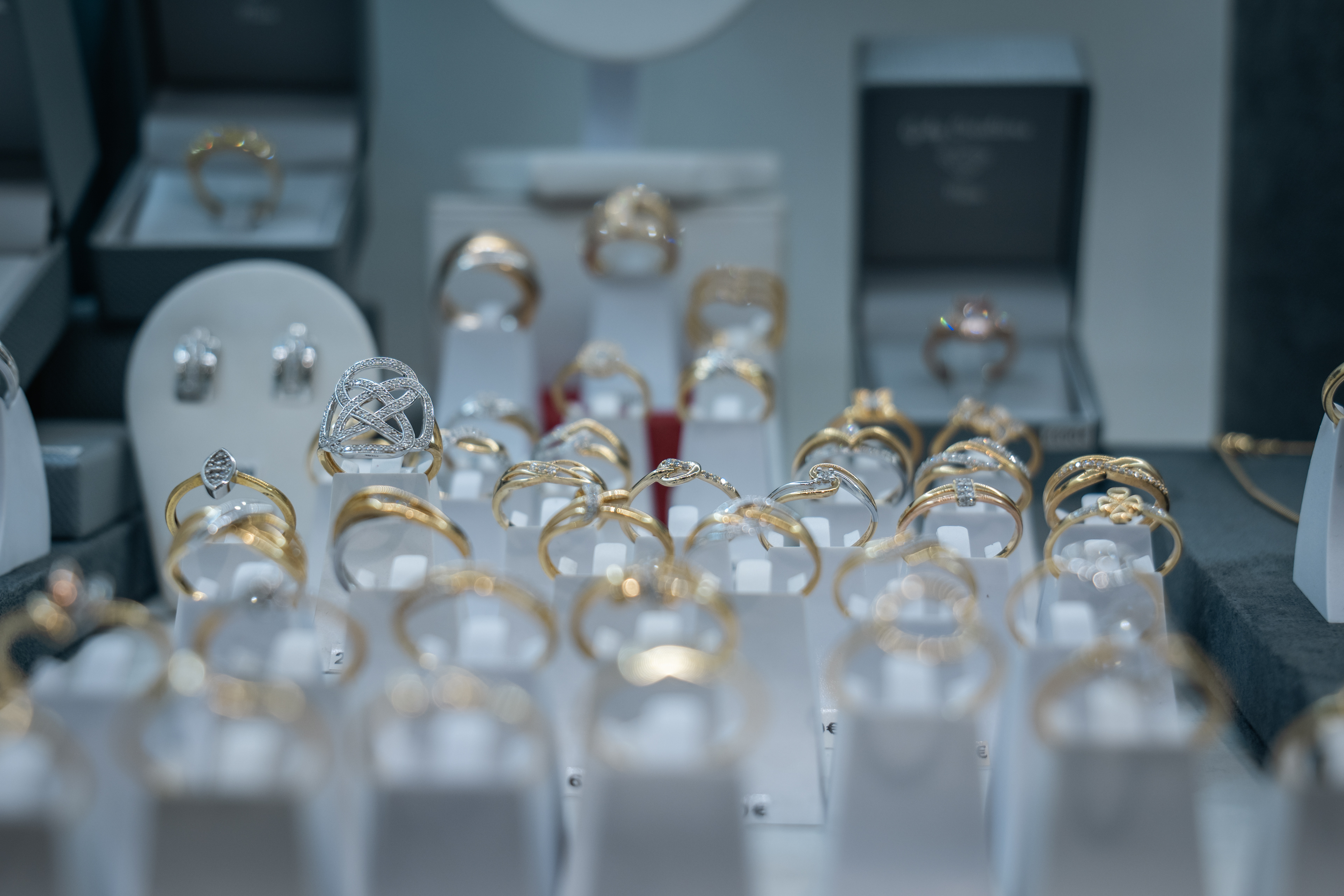 L'artisan-bijoutier ne travaille que de l'or 18 carats, un gage de qualité