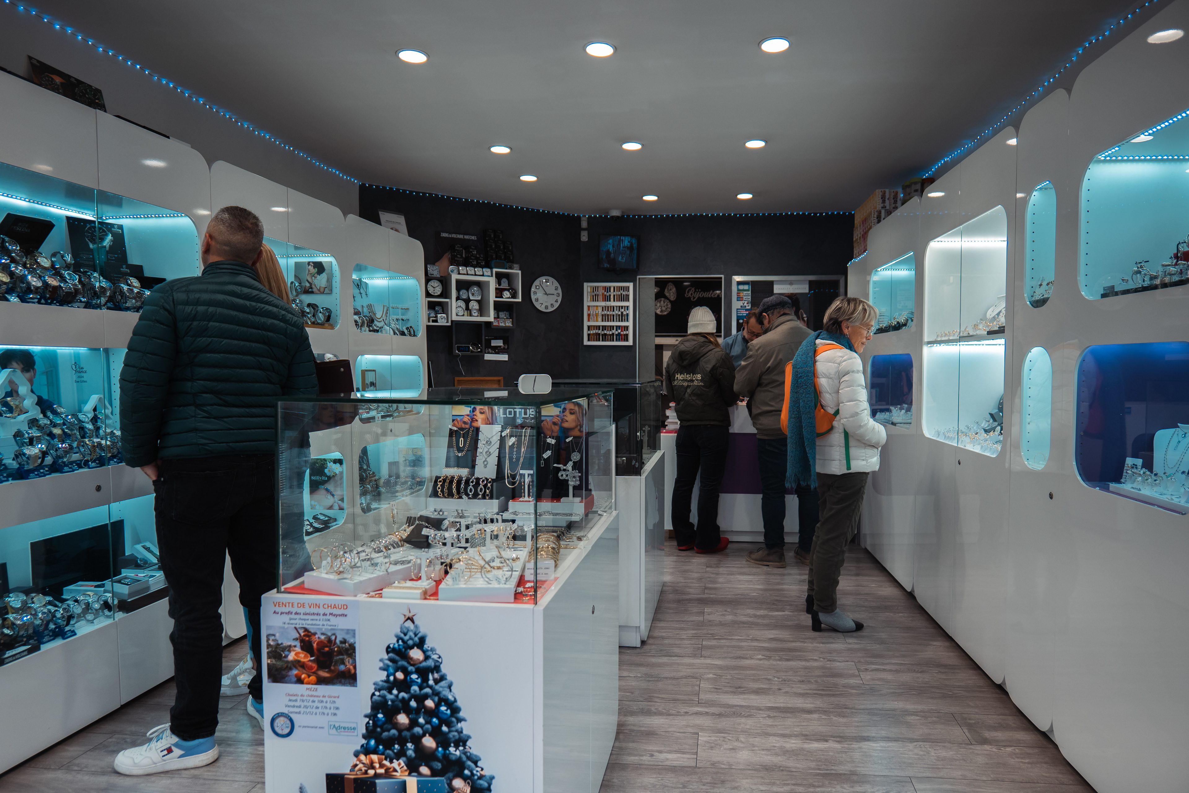 En étant l'un des derniers artisans bijoutiers de la région, les clients sont fidèle à Gaby Créations !
