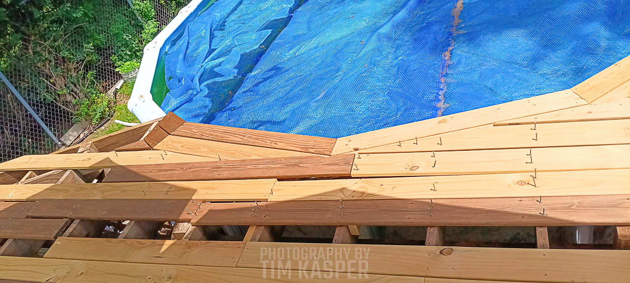 THE BOARDS SHRUNK SO BADLY MIDWAY THRU , NOTHING ELSE I COULD DO BUT PULL THEM UP AND RE-DO.. I GAINED ALMOST AN INCH EXTRA GAP FROM IT ONLY 15 ROWS IN.