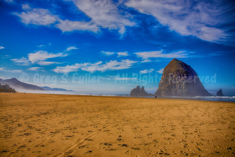 Haystack Rock on Cannon Beach - Oregon Coast