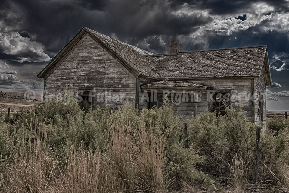 Fixer Upper - Old Abandoned House - Carter, Wyoming