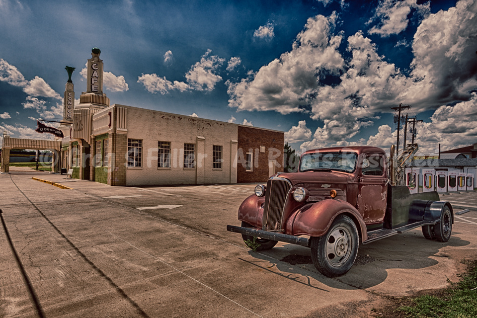Tow Truckin' - Vintage Chevrolet  - Conoco Tower Building and U-Drop Inn - Gas Station & Cafe - Shamrock Texas