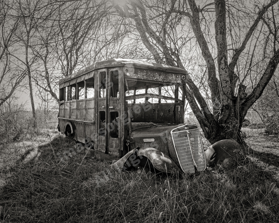 Moving the Past - 1935 Vintage International School Bus 