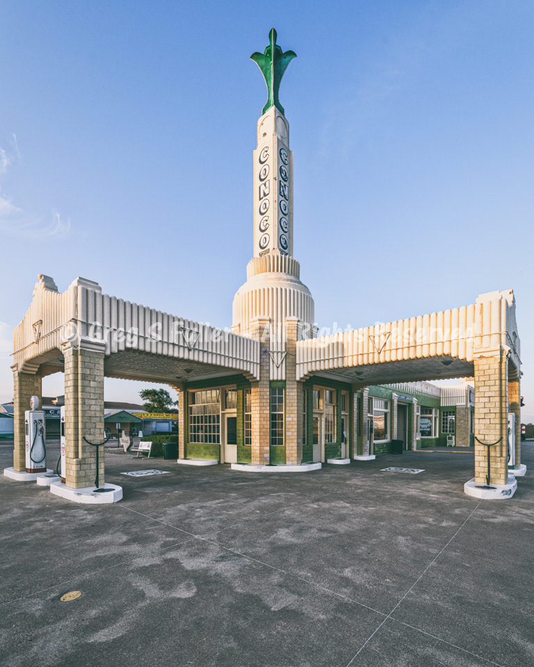 Iconic Conoco Tower - Along Route 66 - Shamrock, Texas