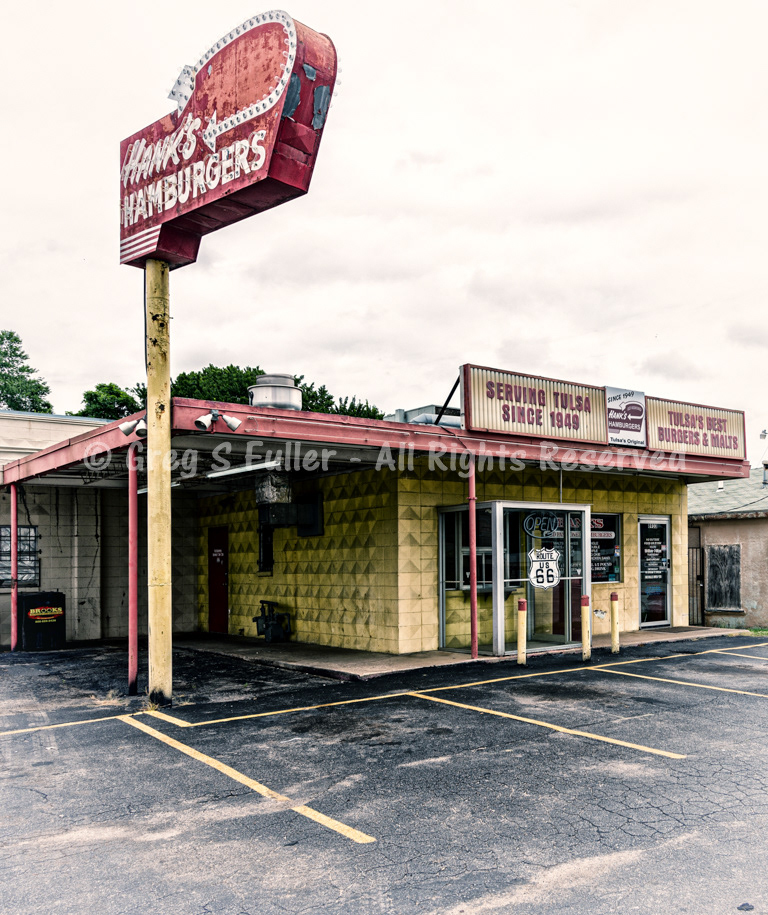 A Route 66 Icon since 1949 - Hank's Hamburrgers - Tulsa Oklahoma