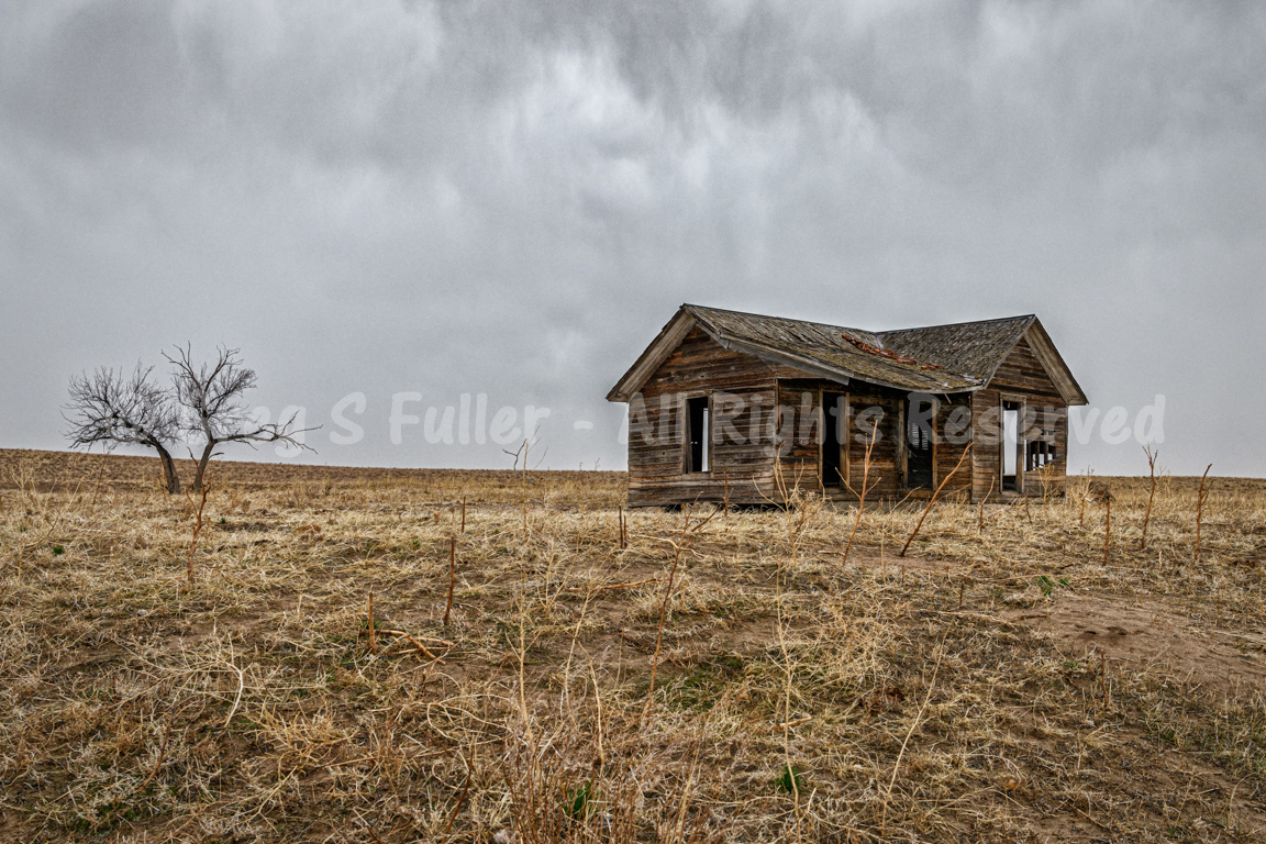 Lonely Old House on The Prairie - Morgan County, Colorado