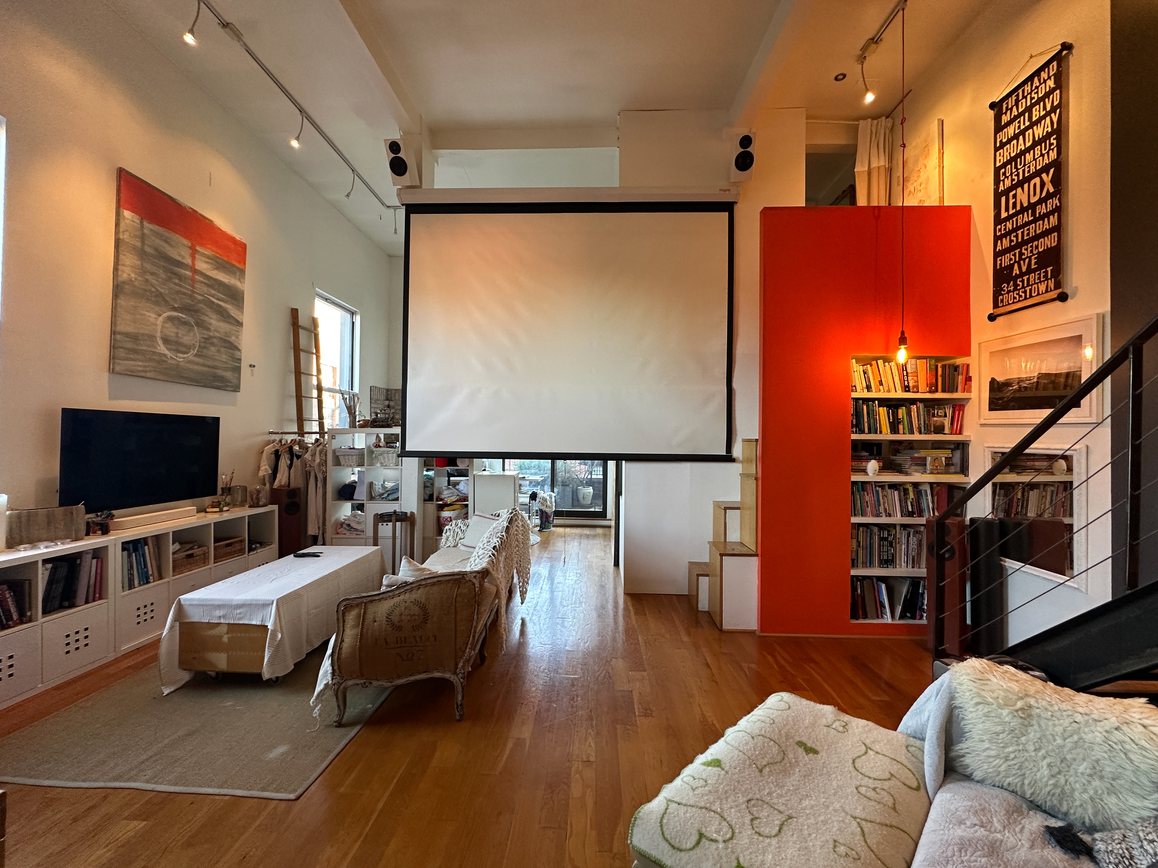 Projector and big screen