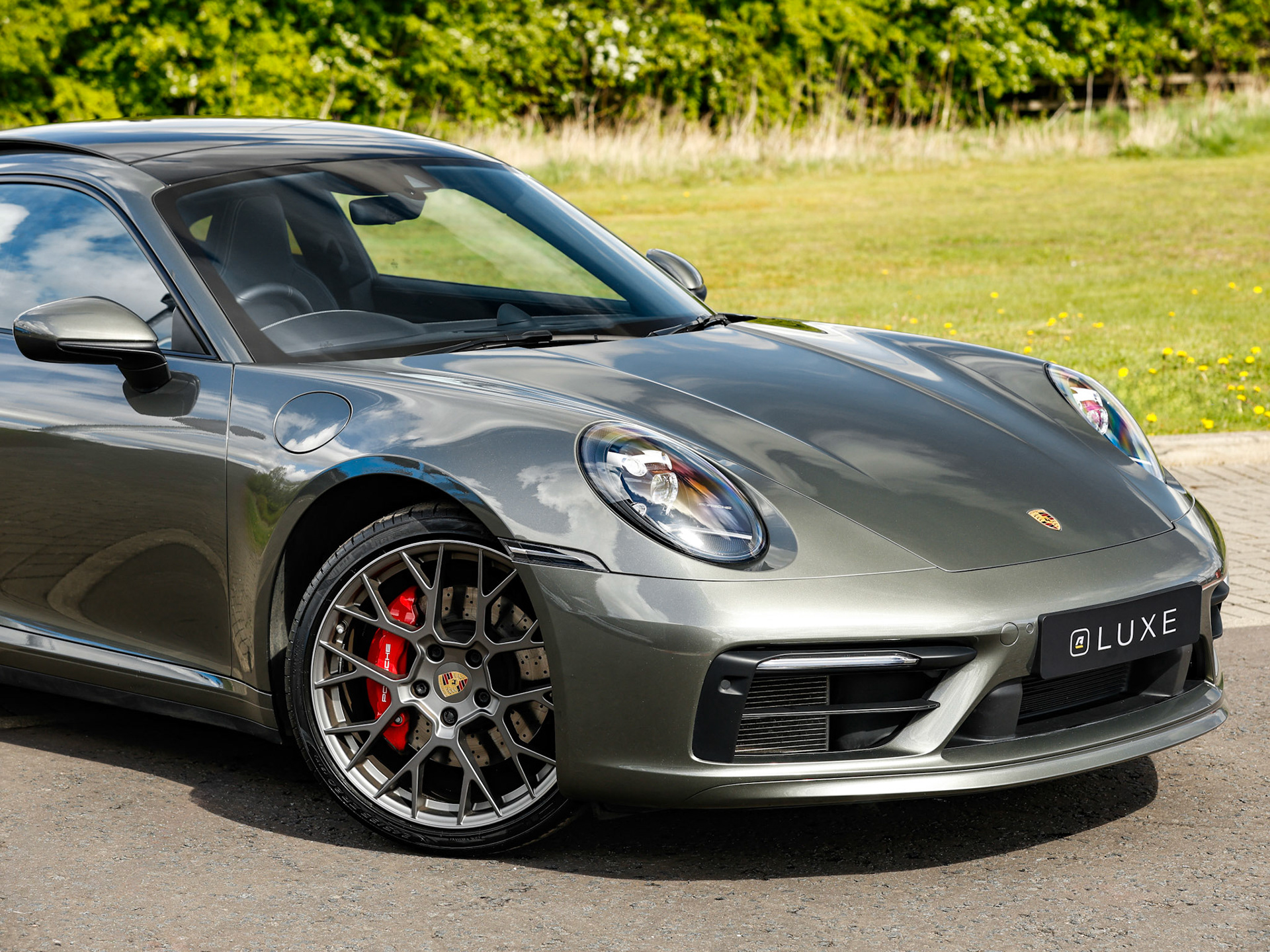 911 Carrera S Advert Images