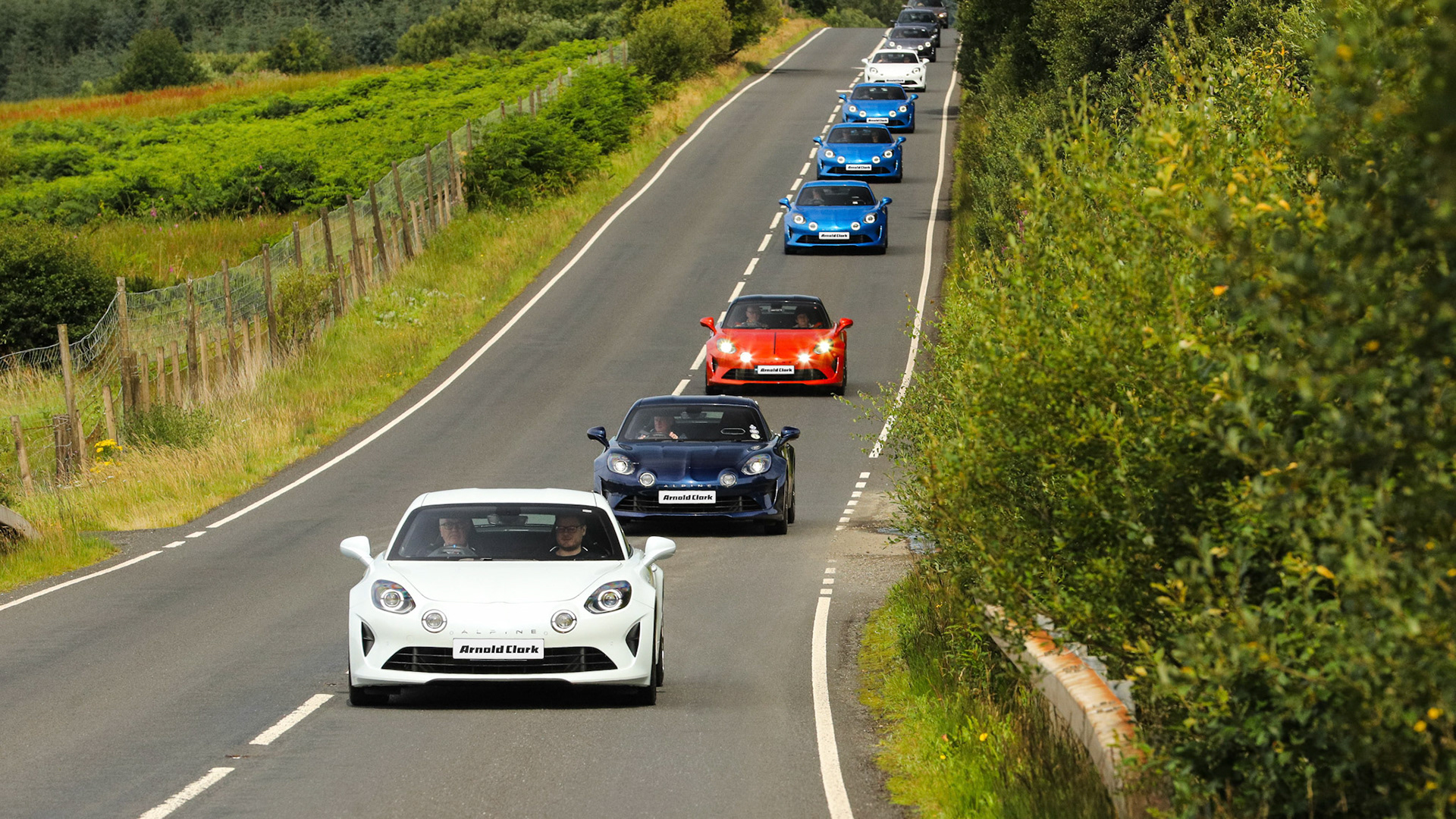 Alpine A110 Convoy