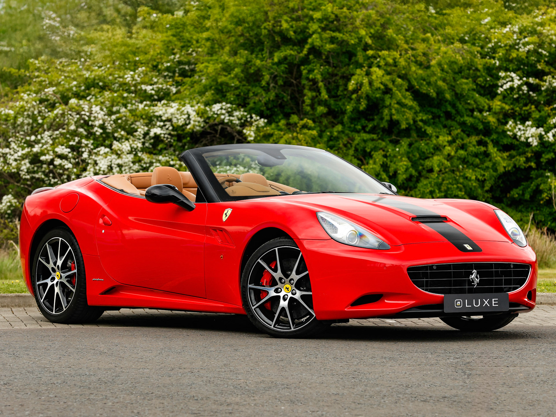 Ferrari California Advert Images