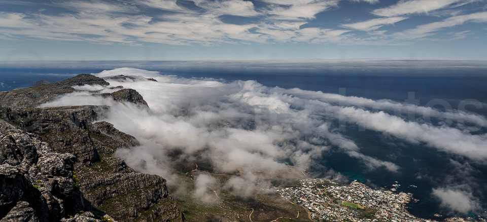 Der Tafelberg - in Wolken gehüllt.