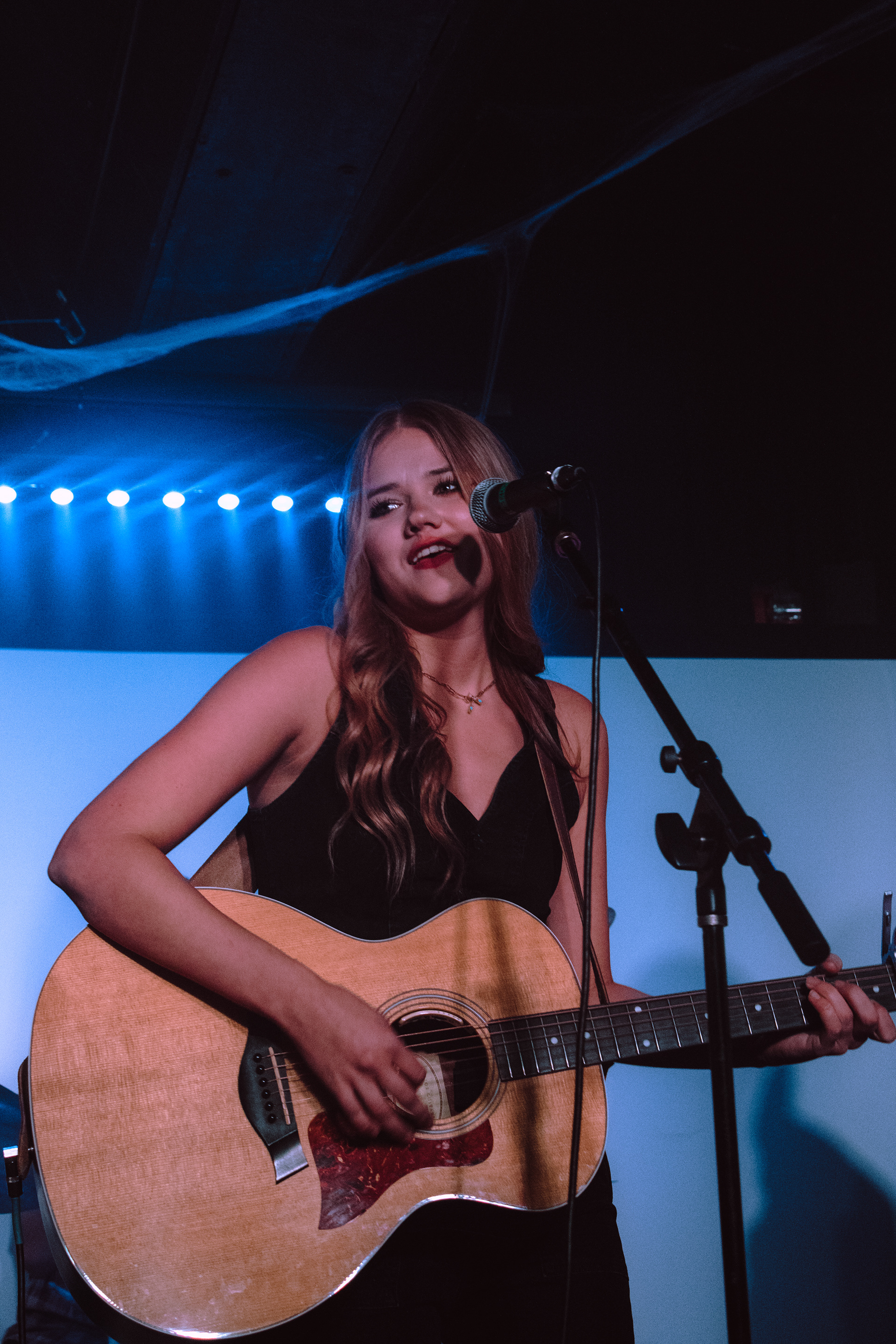 Taylor Davidson | 209 Nash | 11/1/31