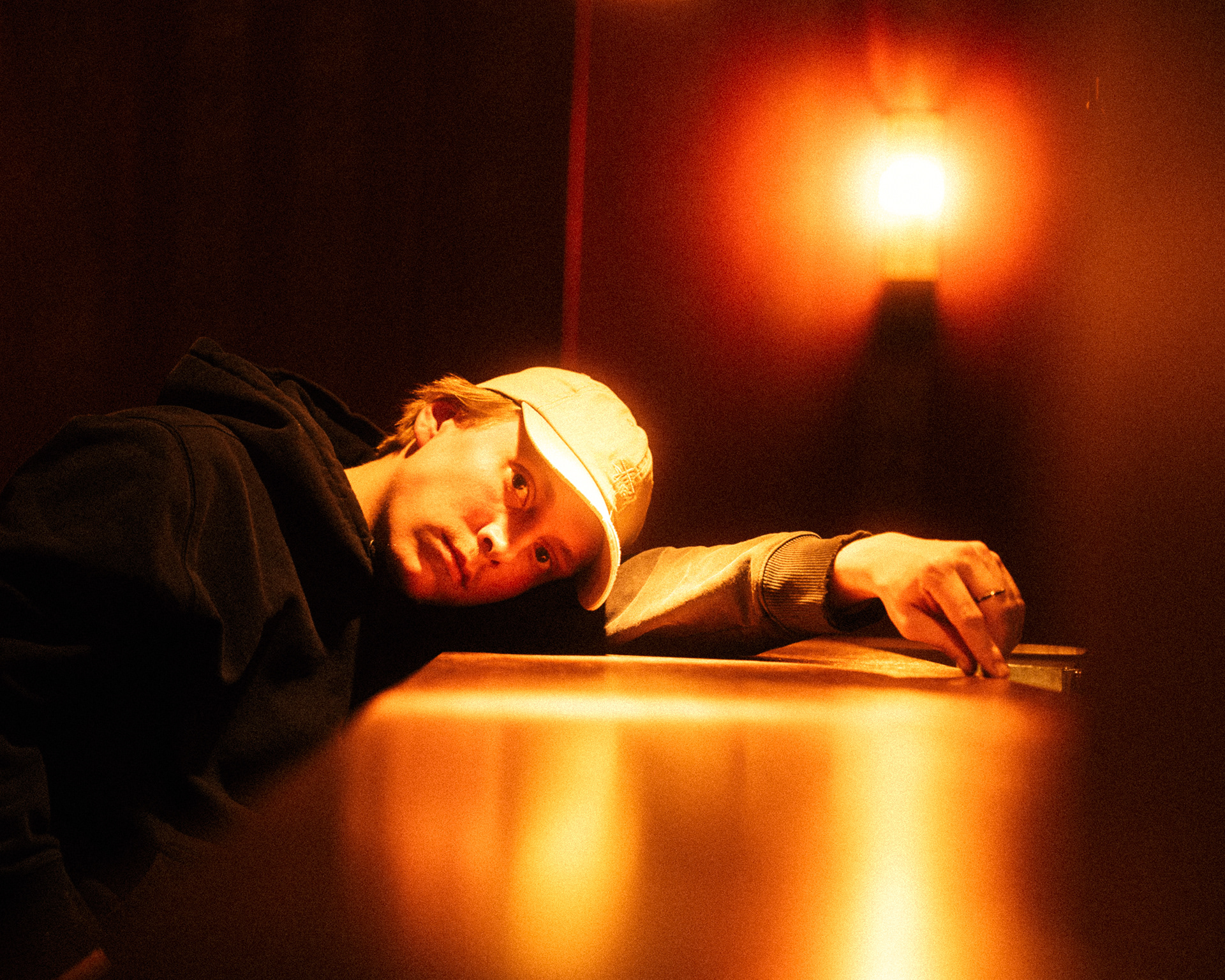 FREDRIK TIM BALDUS TOUR HAMBURG PORTRAIT