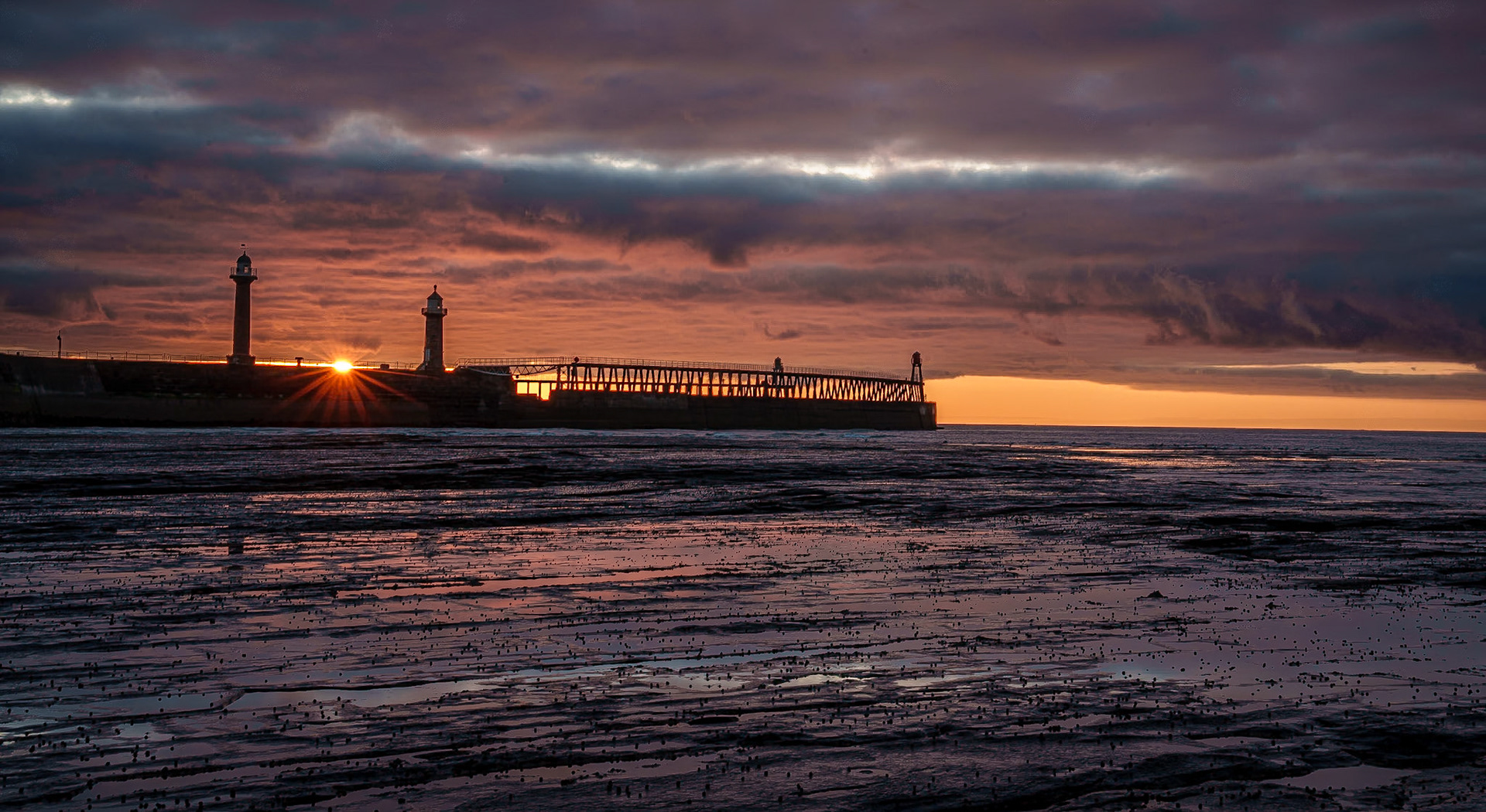 Whitby - Low Tide