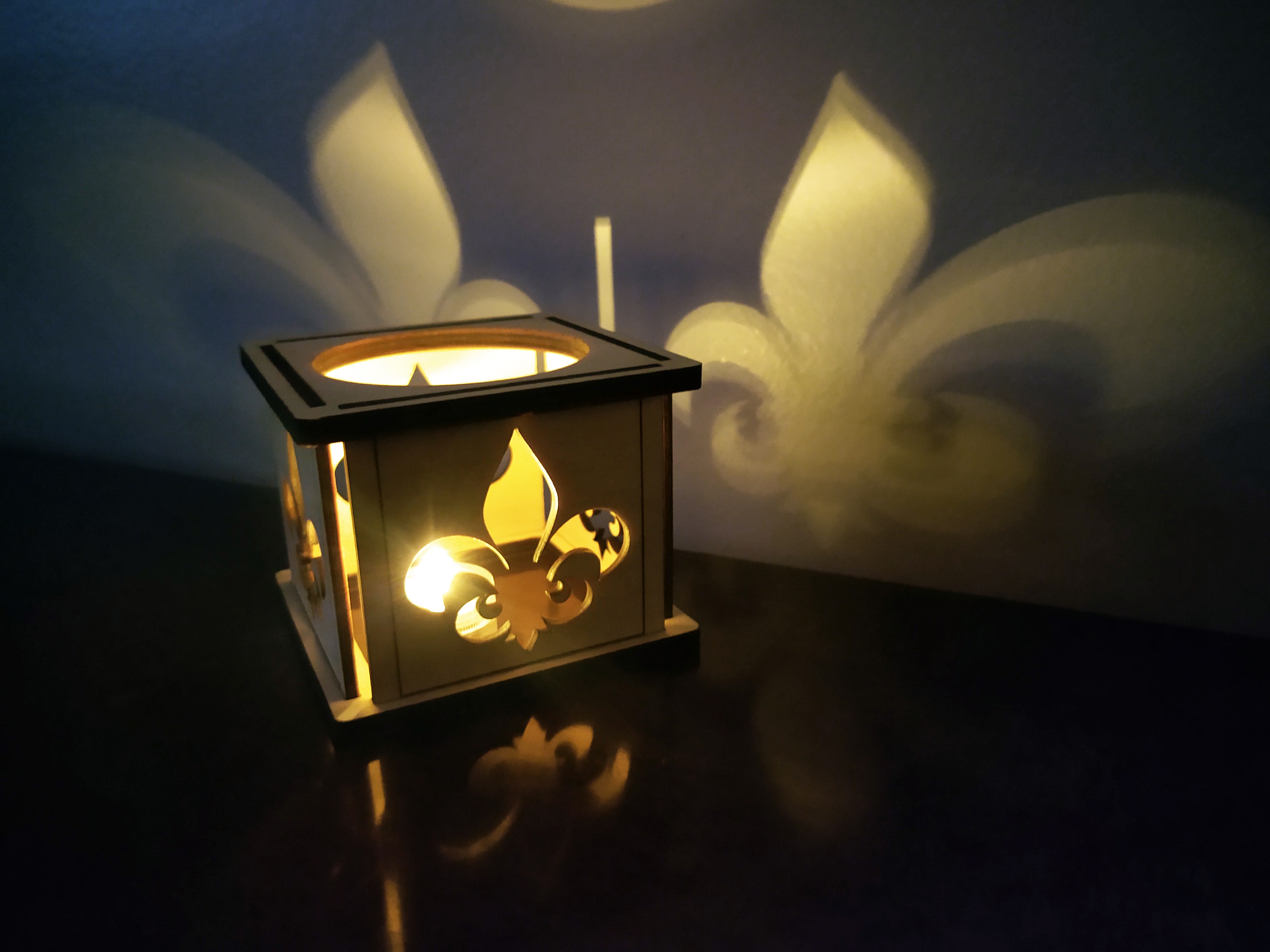 fleur de lis