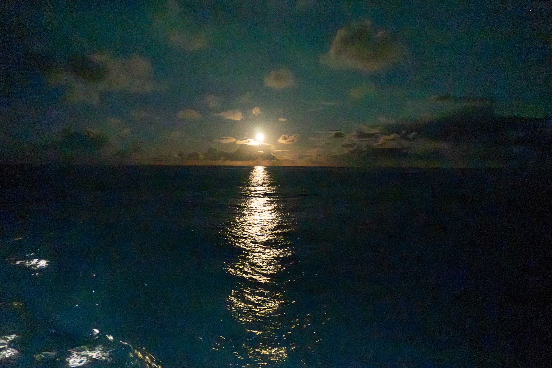 Full moon at sea