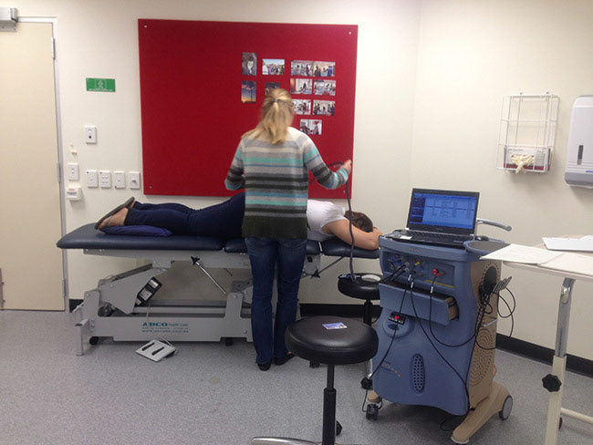 Dr Tory Madden experimenting on the concept of classical conditioning & pain