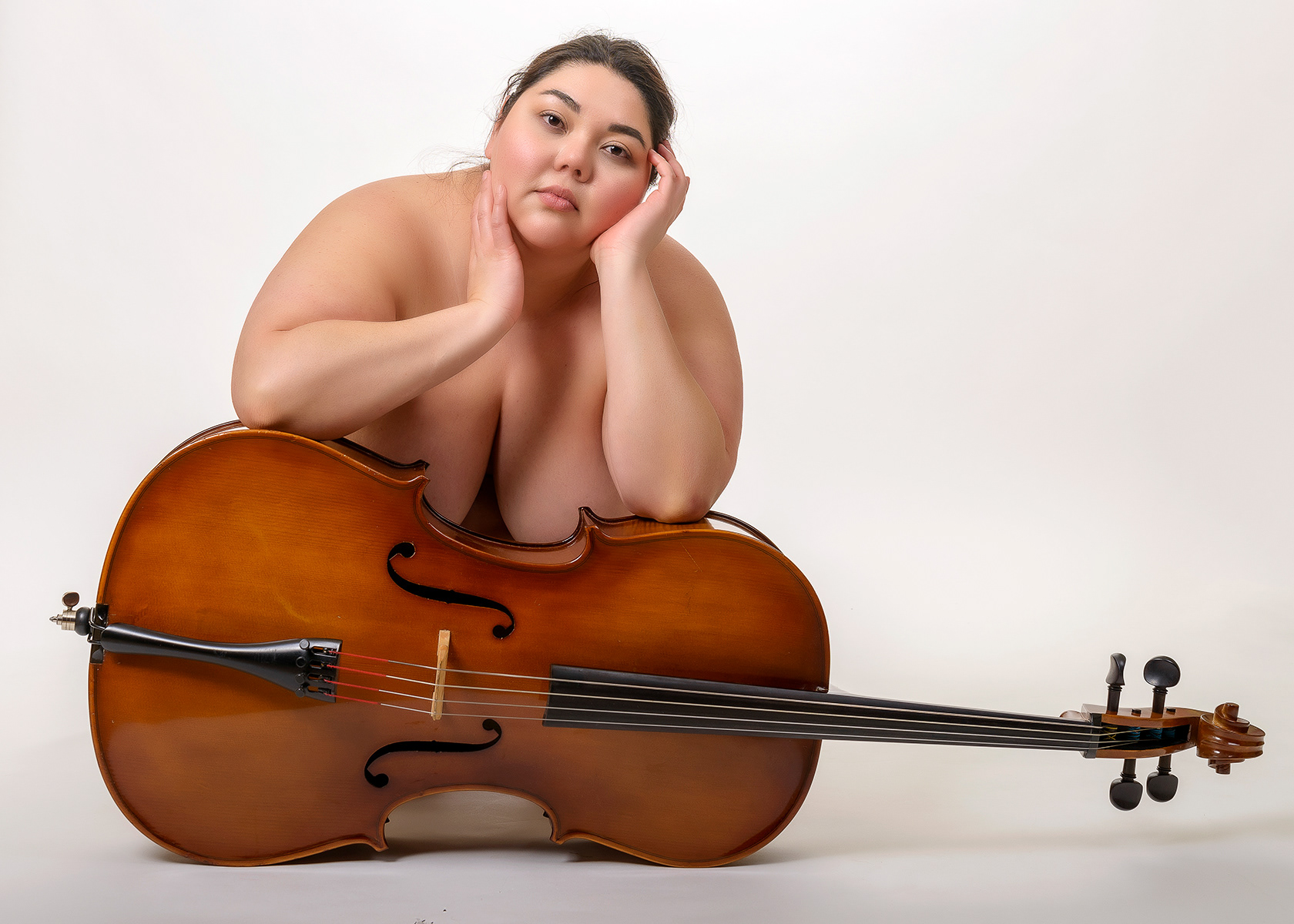 Cello - Adania