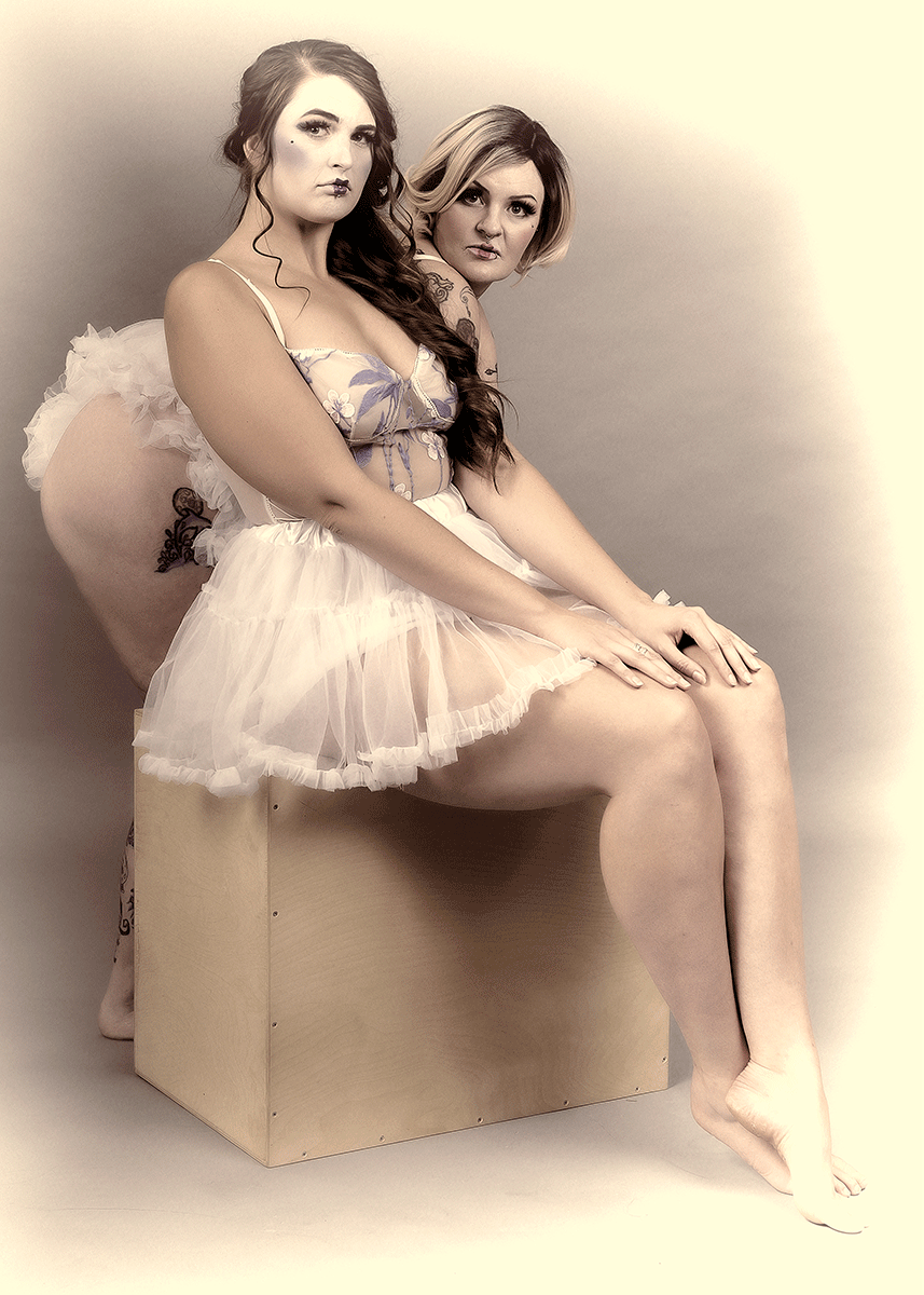 Sexy Storm and Luna Lynx - Tea for Two