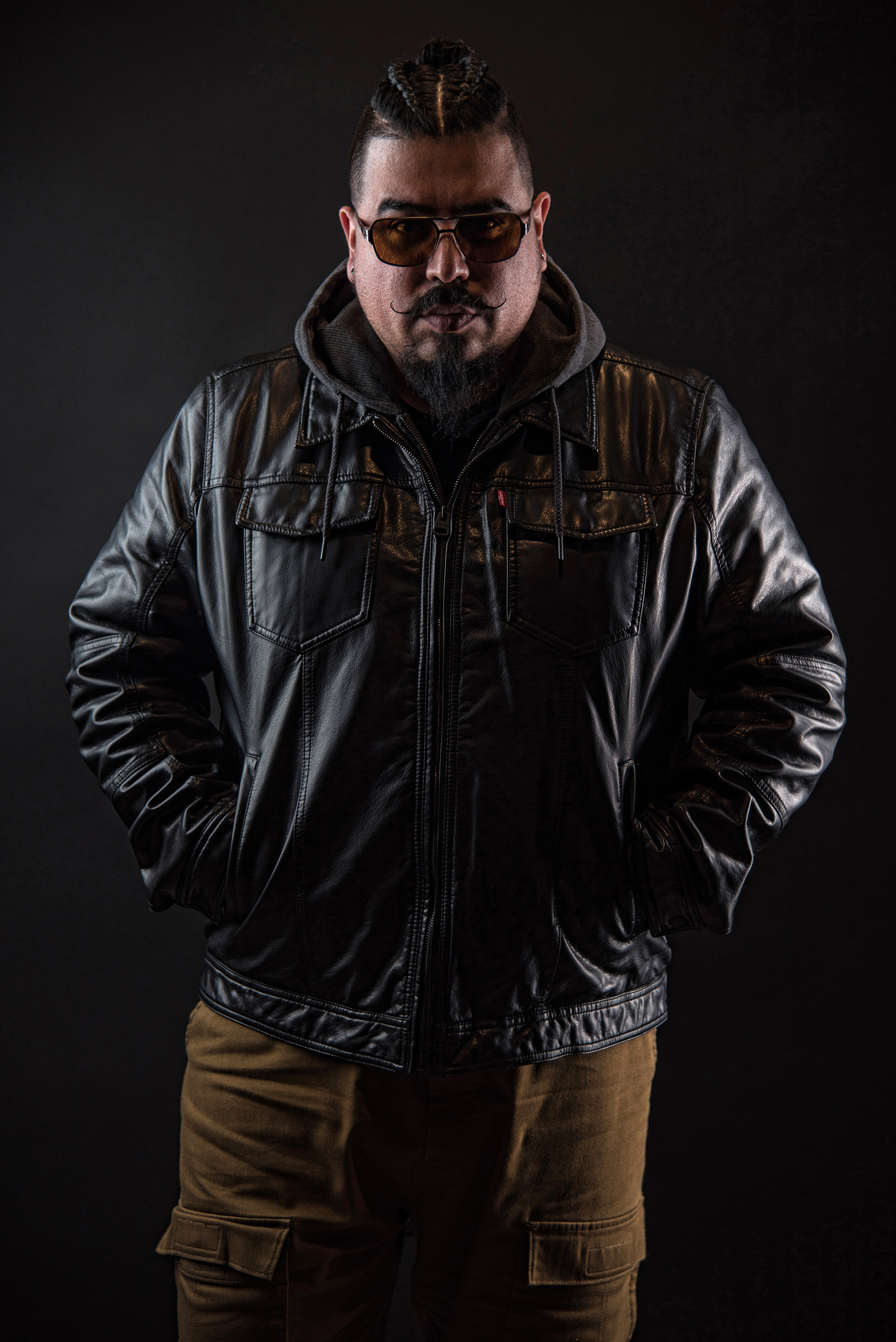 DJ