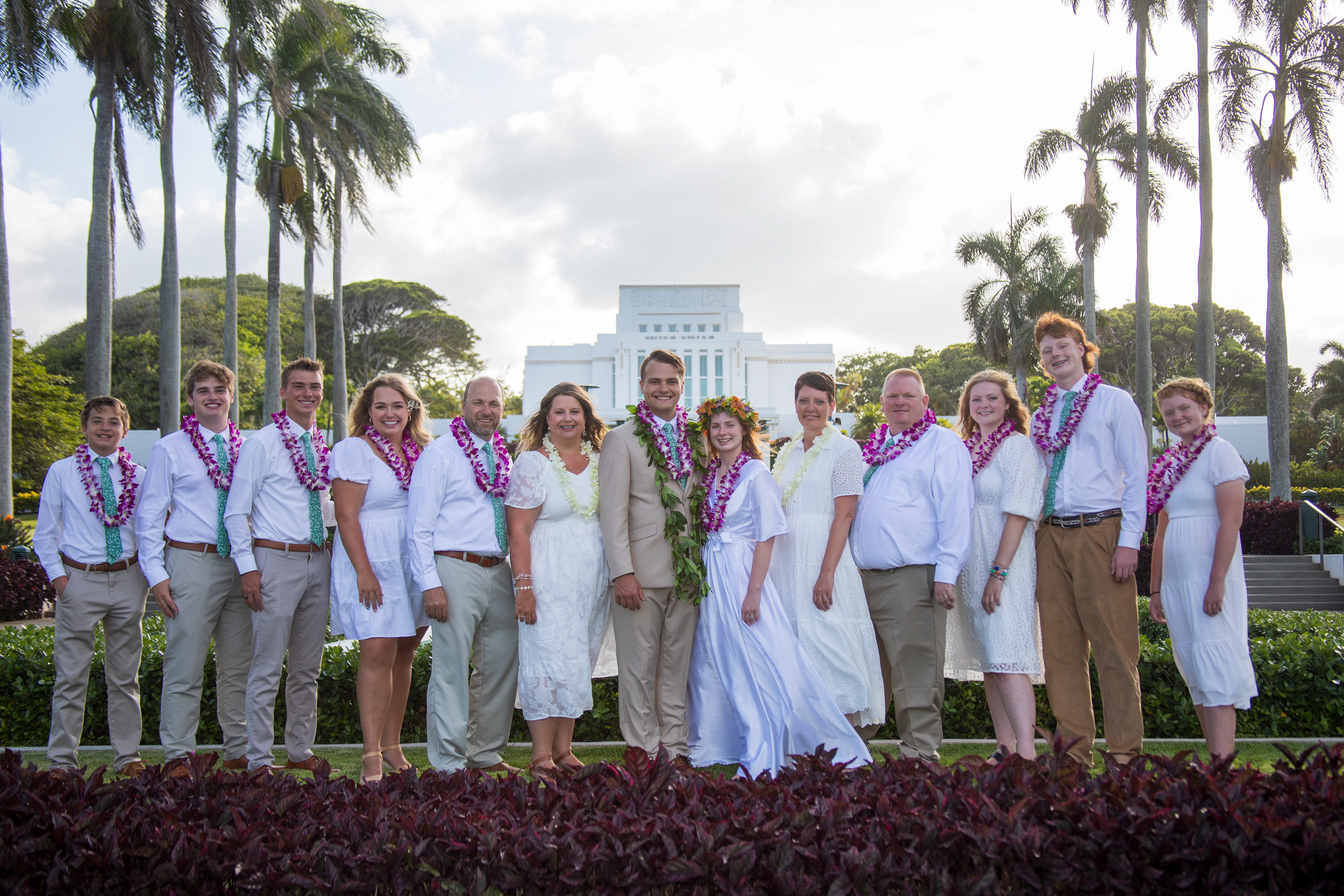Tyson & Leah Wedding Group Photo