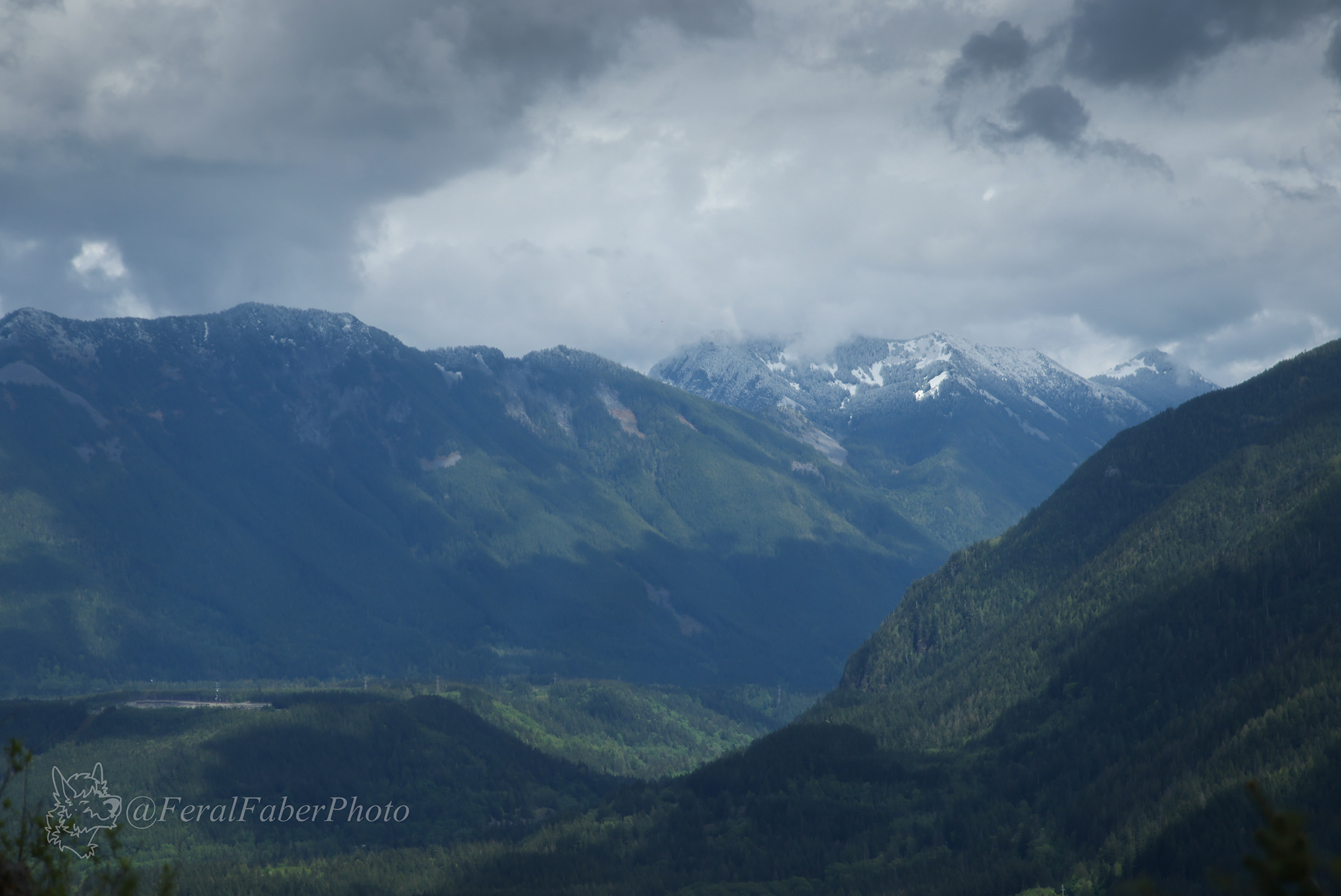 South view from Rattlesnake Ledge