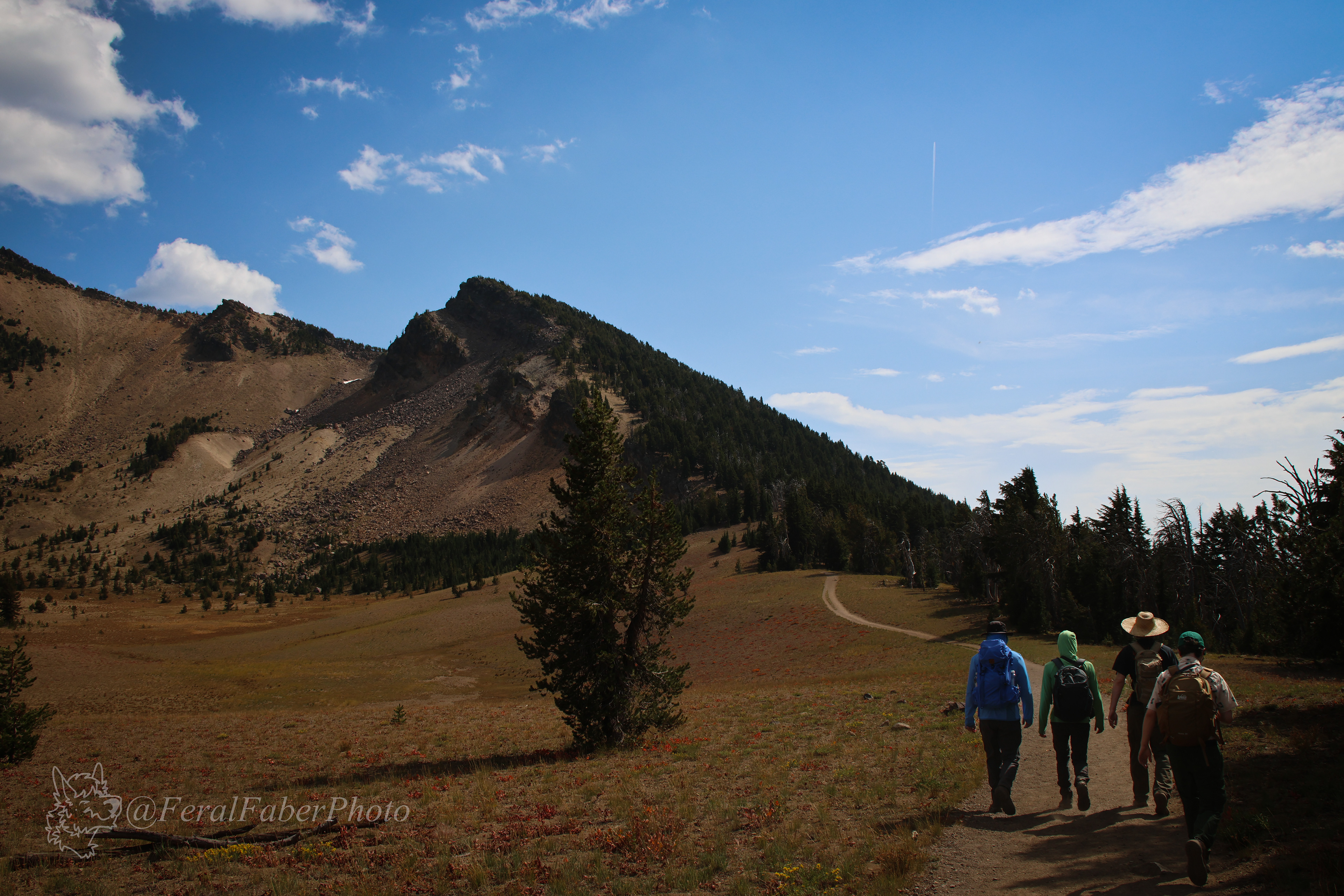Hike to Crater Lake watchtower