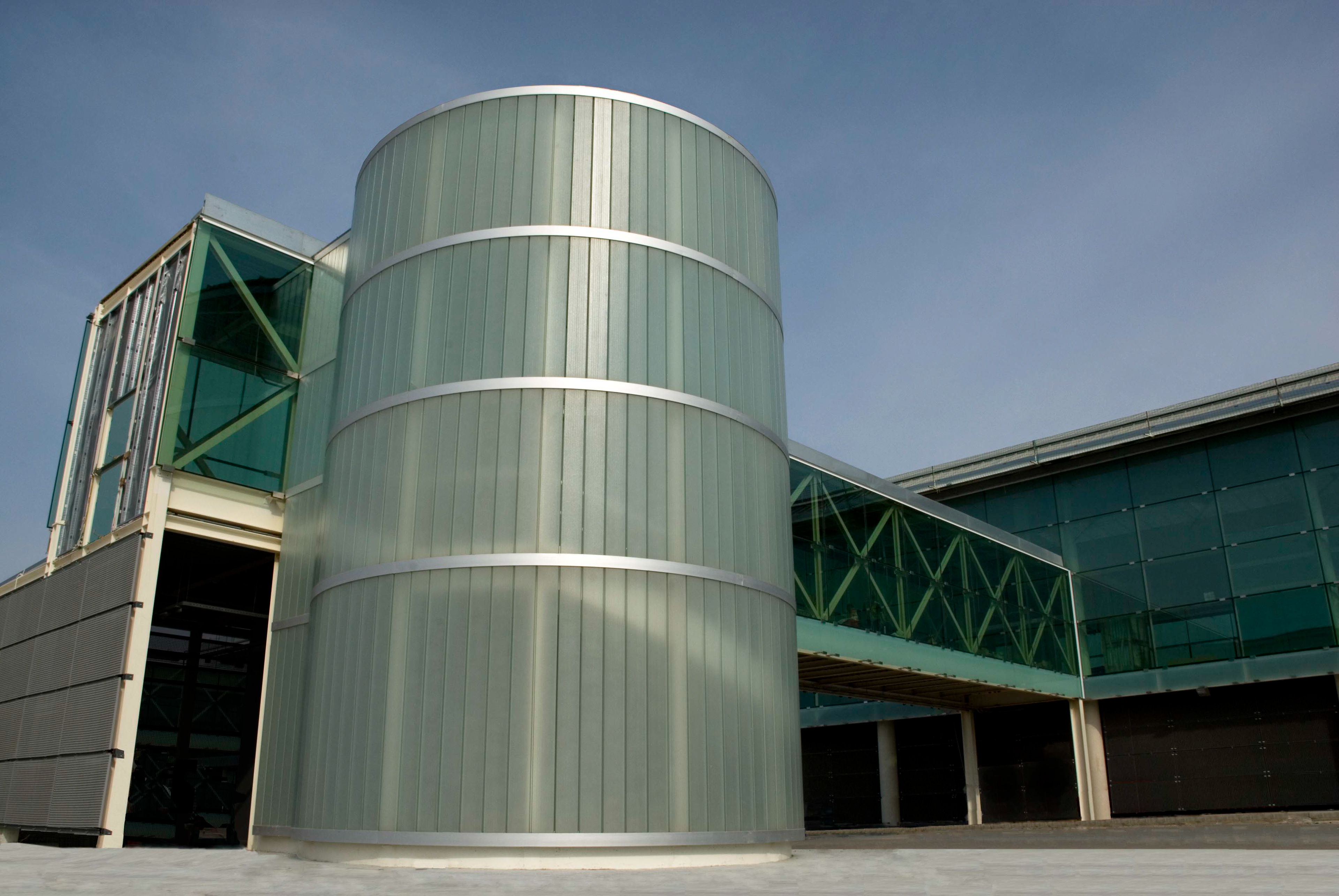 corporate photos to El Prat airport