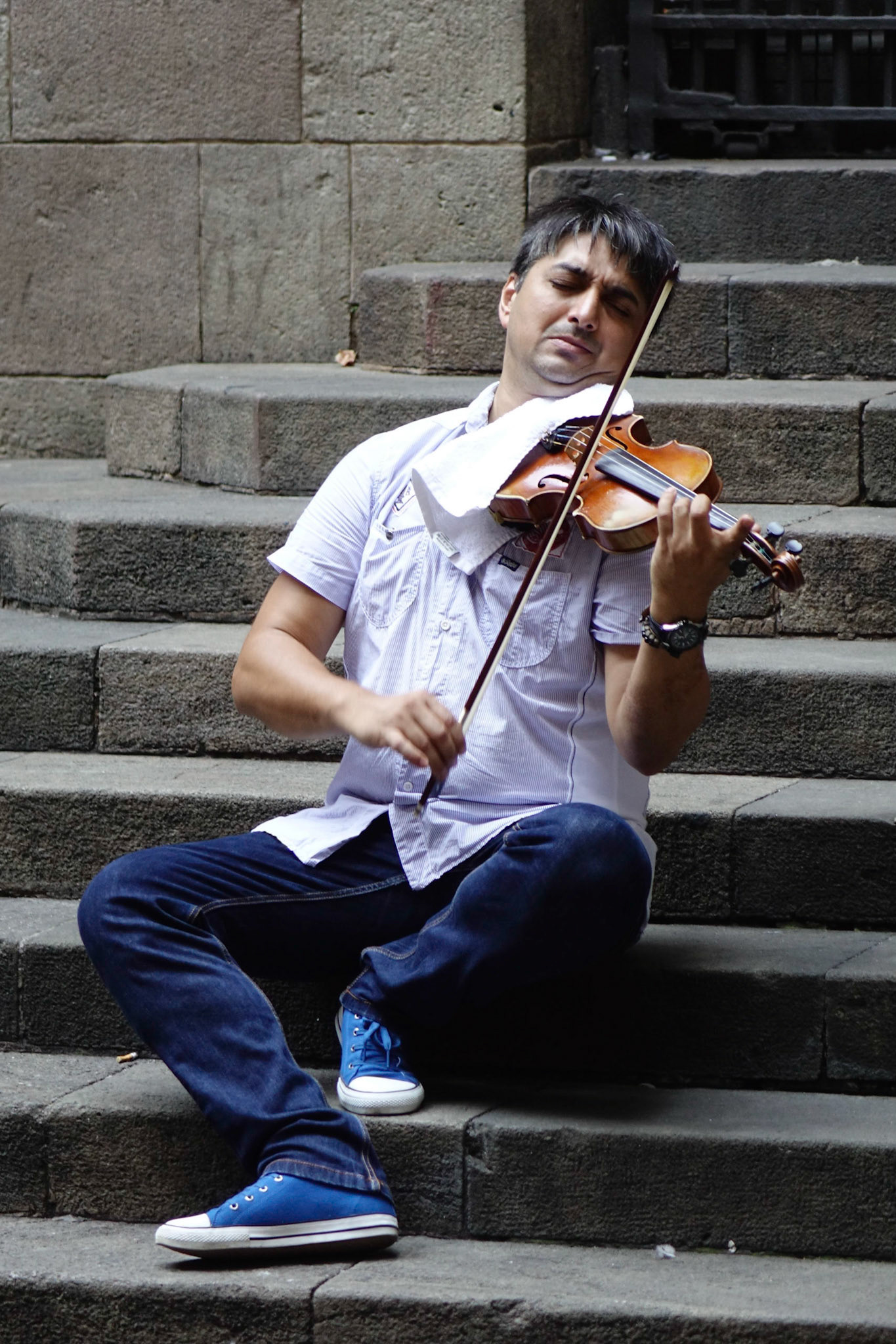 Street Violinist, Barri Gòtic, Barcelona, Spain