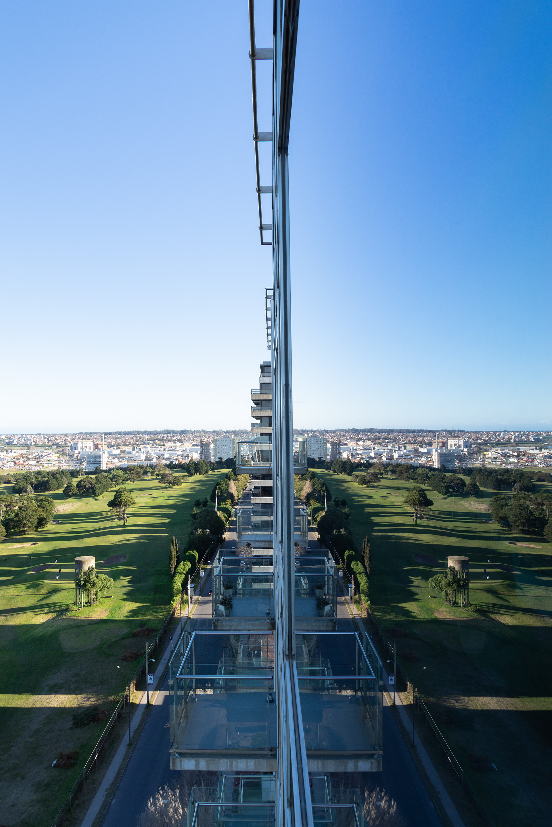Ag ero Marcenaro Arquitectos Edificio Palcos Del Golf